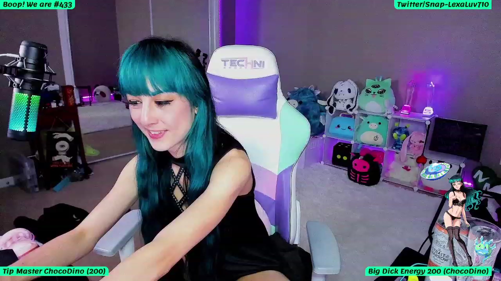 Gallery image thumbnail from LexaLuv's myfreecams stream on, 08/16/2023, 07:10 image 16 of 20