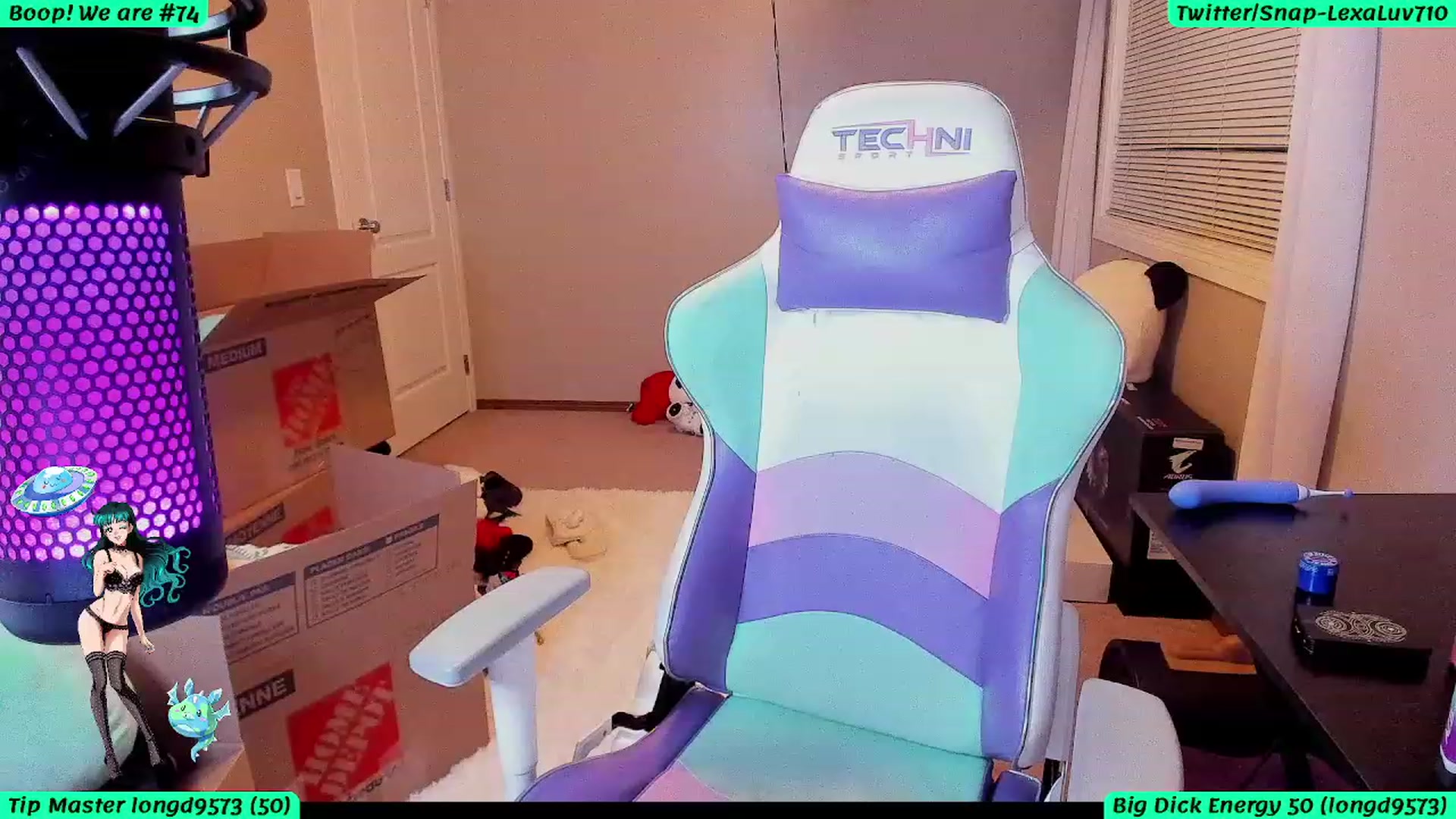 Gallery image thumbnail from LexaLuv's myfreecams stream on, 09/18/2023, 07:25 image 1 of 20