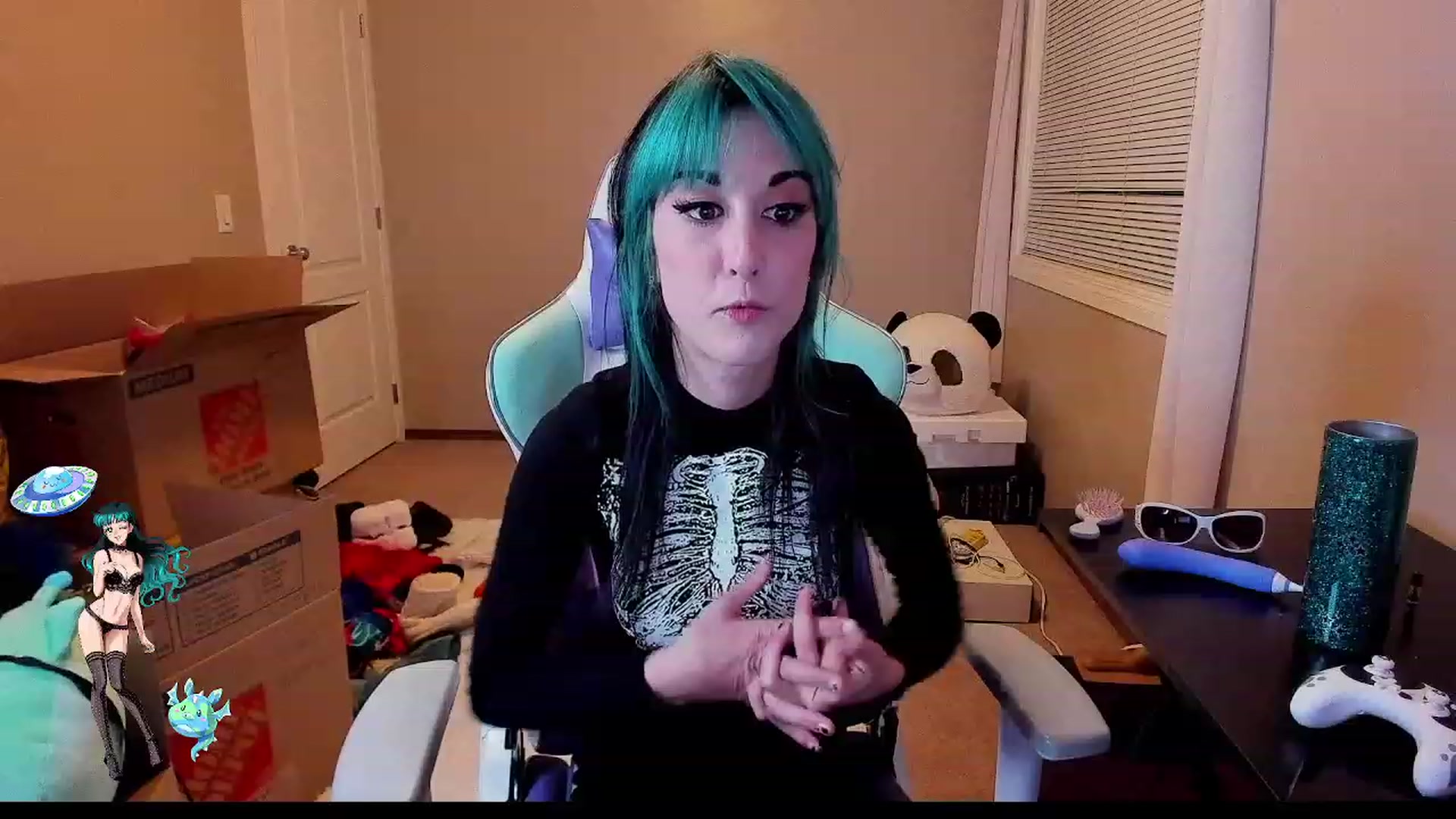 Gallery image thumbnail from LexaLuv's myfreecams stream on, 09/28/2023, 05:14 image 4 of 20