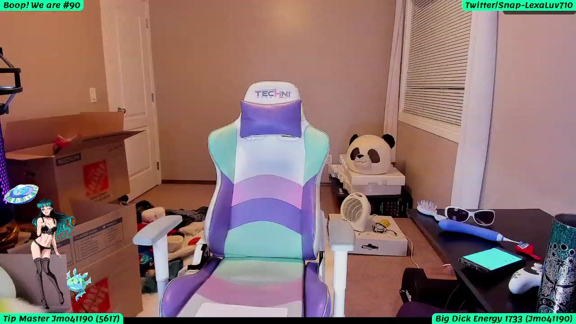 Gallery image thumbnail from LexaLuv's myfreecams stream on, 09/28/2023, 10:21 image 11 of 20