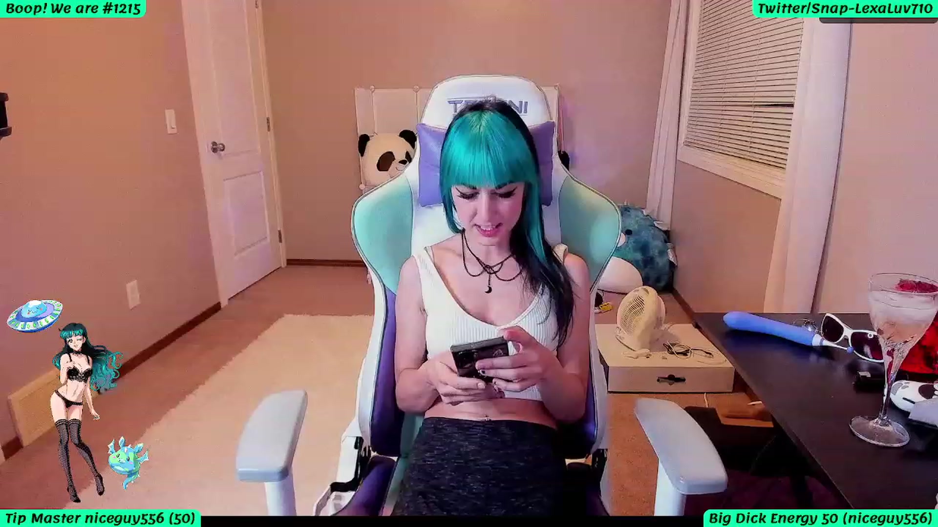 Gallery image thumbnail from LexaLuv's myfreecams stream on, 10/04/2023, 04:19 image 8 of 20