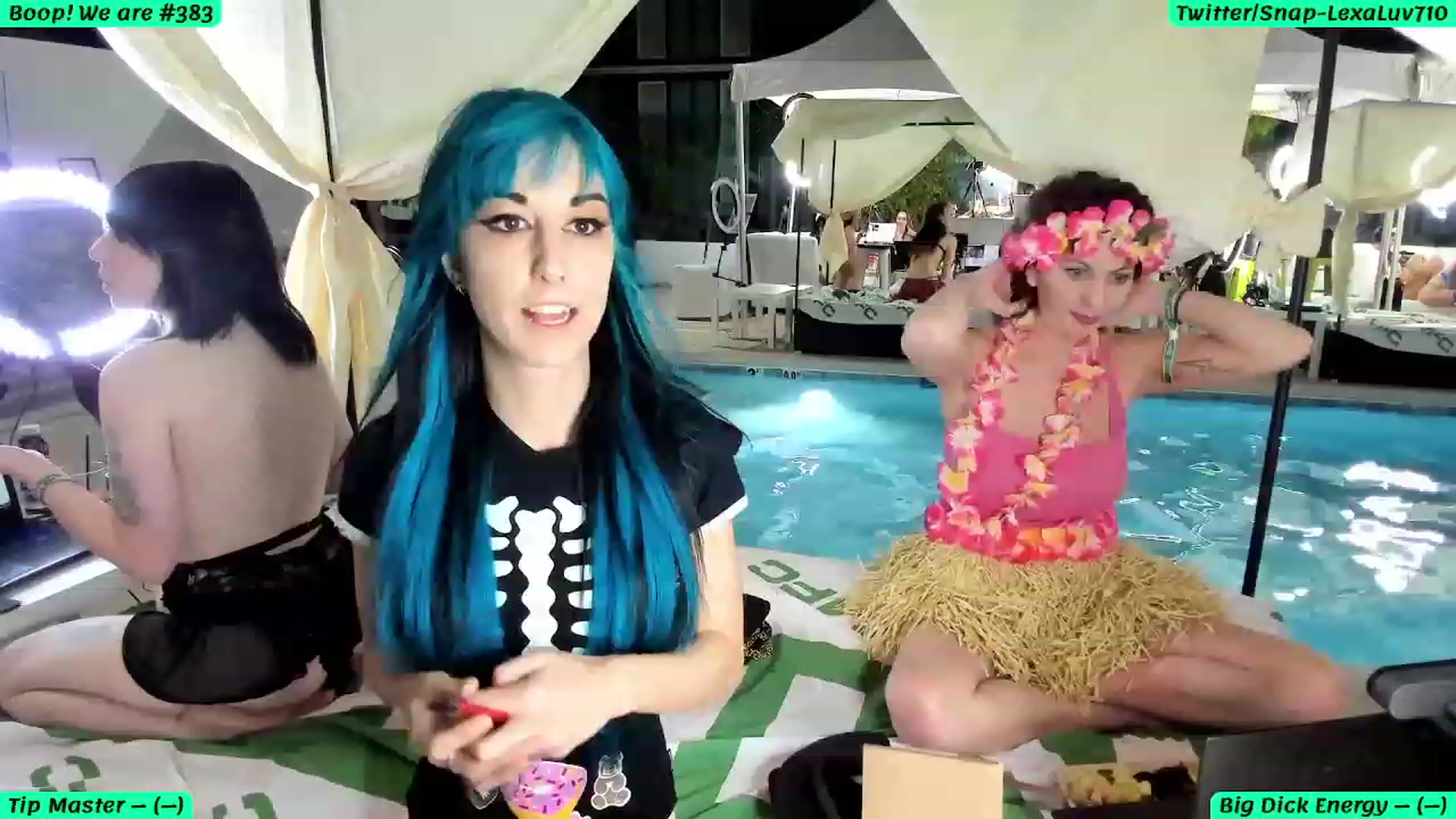 Gallery image thumbnail from LexaLuv's myfreecams stream on, 10/12/2023, 04:36 image 1 of 20