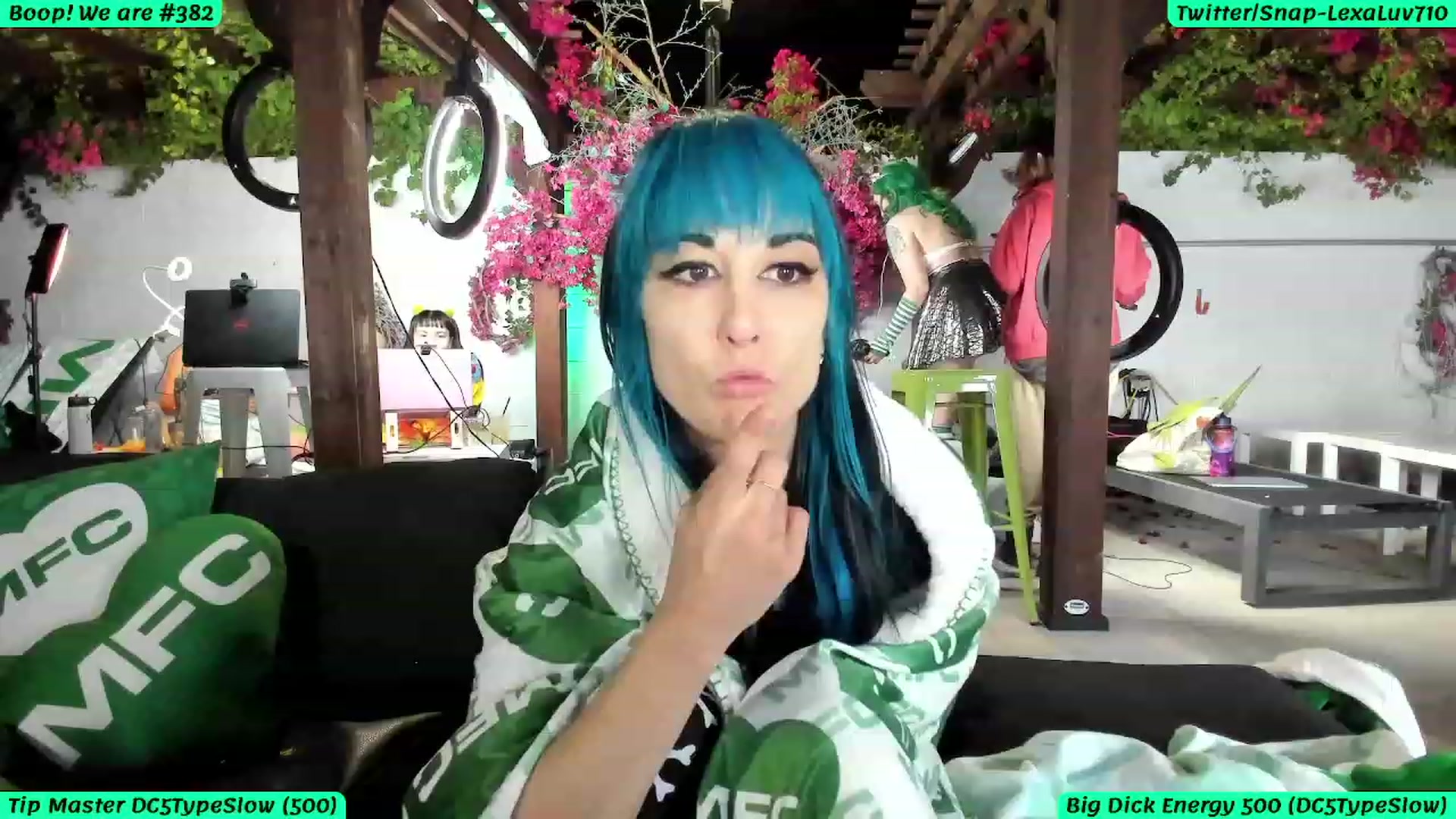 Gallery image thumbnail from LexaLuv's myfreecams stream on, 10/12/2023, 07:43 image 16 of 20