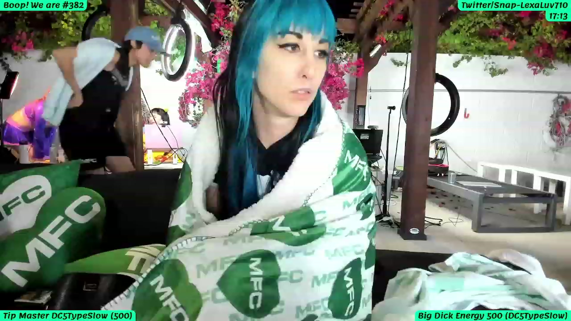 Gallery image thumbnail from LexaLuv's myfreecams stream on, 10/12/2023, 07:43 image 11 of 20