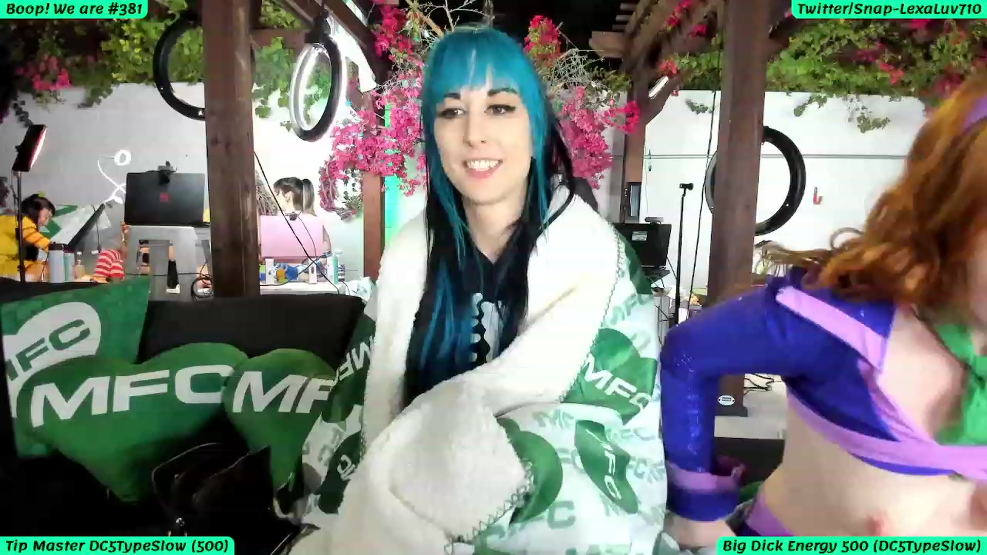 Gallery image thumbnail from LexaLuv's myfreecams stream on, 10/12/2023, 07:43 image 3 of 20