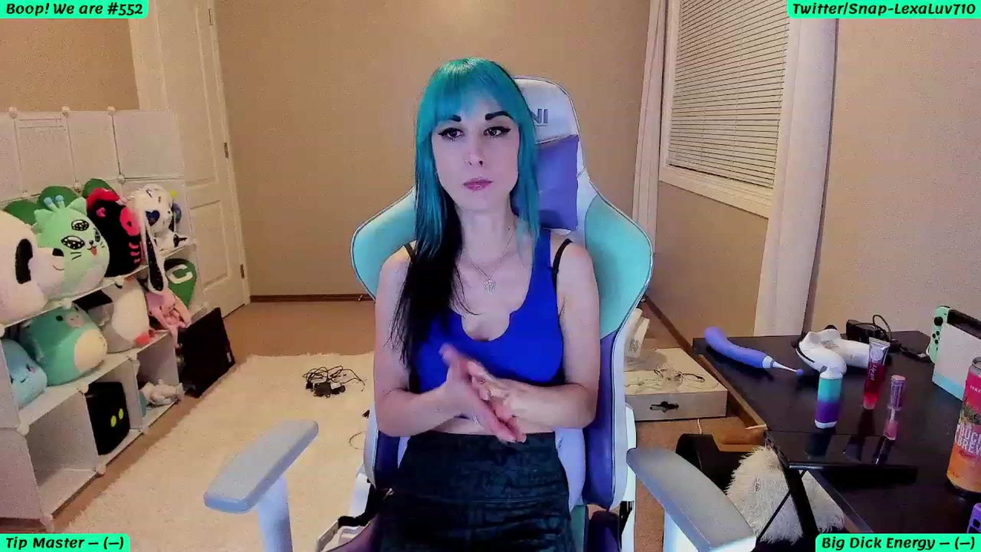 Gallery image thumbnail from LexaLuv's myfreecams stream on, 10/25/2023, 05:10 image 4 of 20