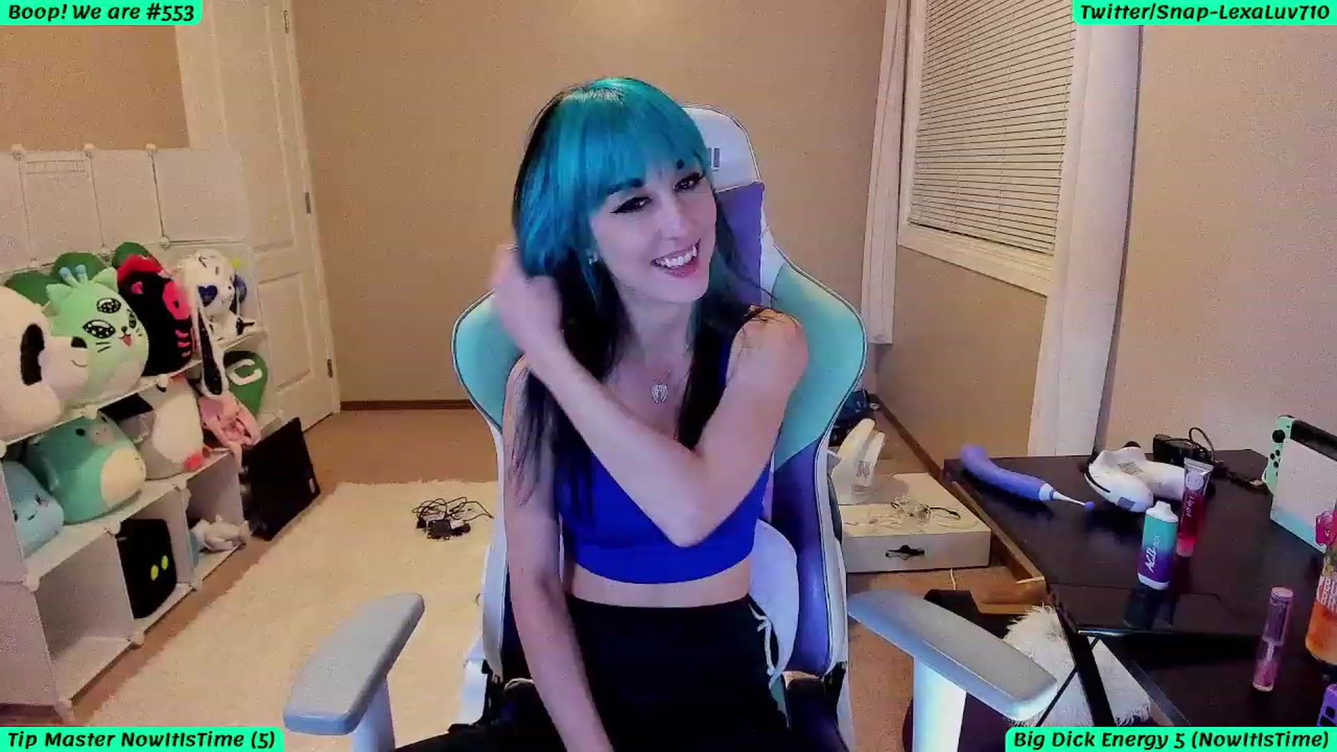 Gallery image thumbnail from LexaLuv's myfreecams stream on, 10/25/2023, 05:10 image 20 of 20
