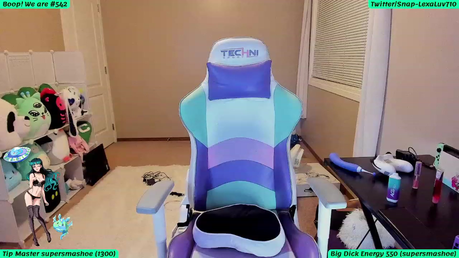 Gallery image thumbnail from LexaLuv's myfreecams stream on, 10/25/2023, 08:00 image 10 of 20
