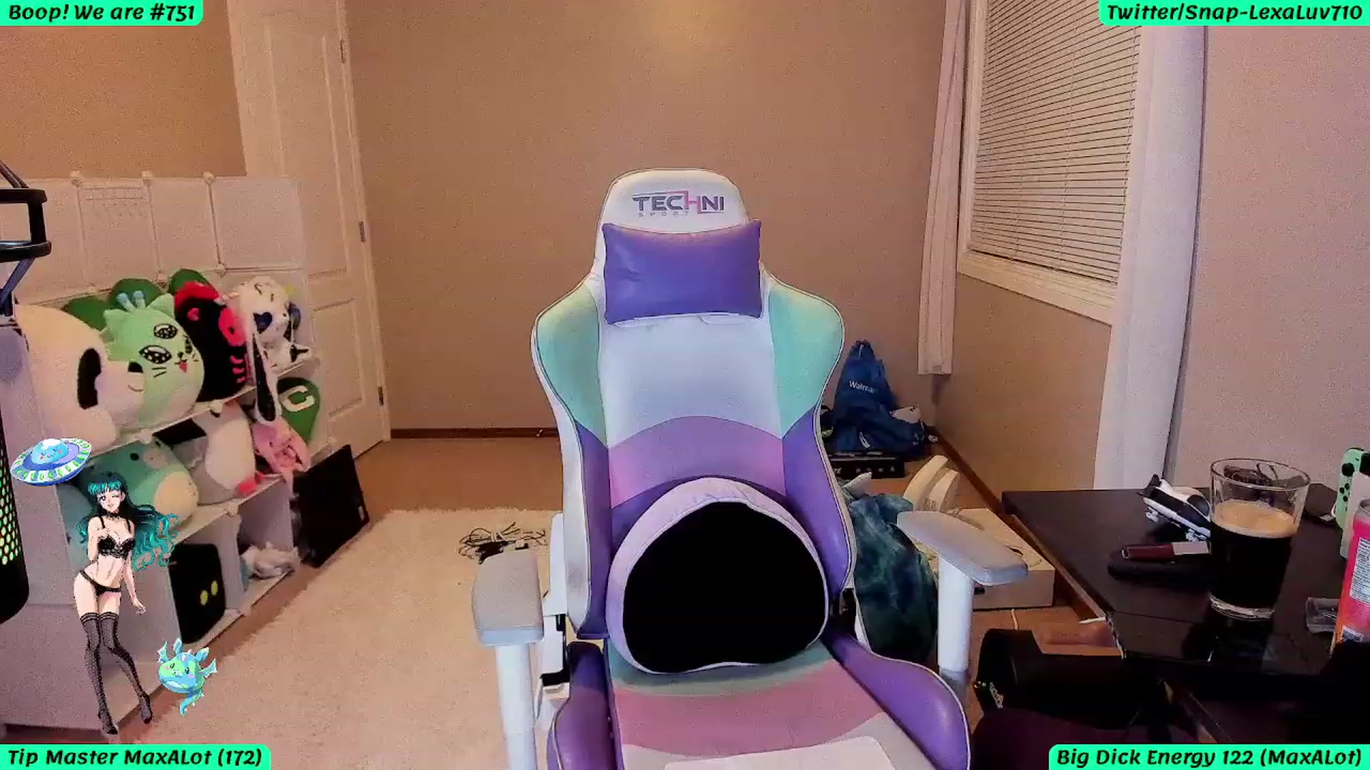 Gallery image thumbnail from LexaLuv's myfreecams stream on, 11/01/2023, 04:14 image 18 of 20
