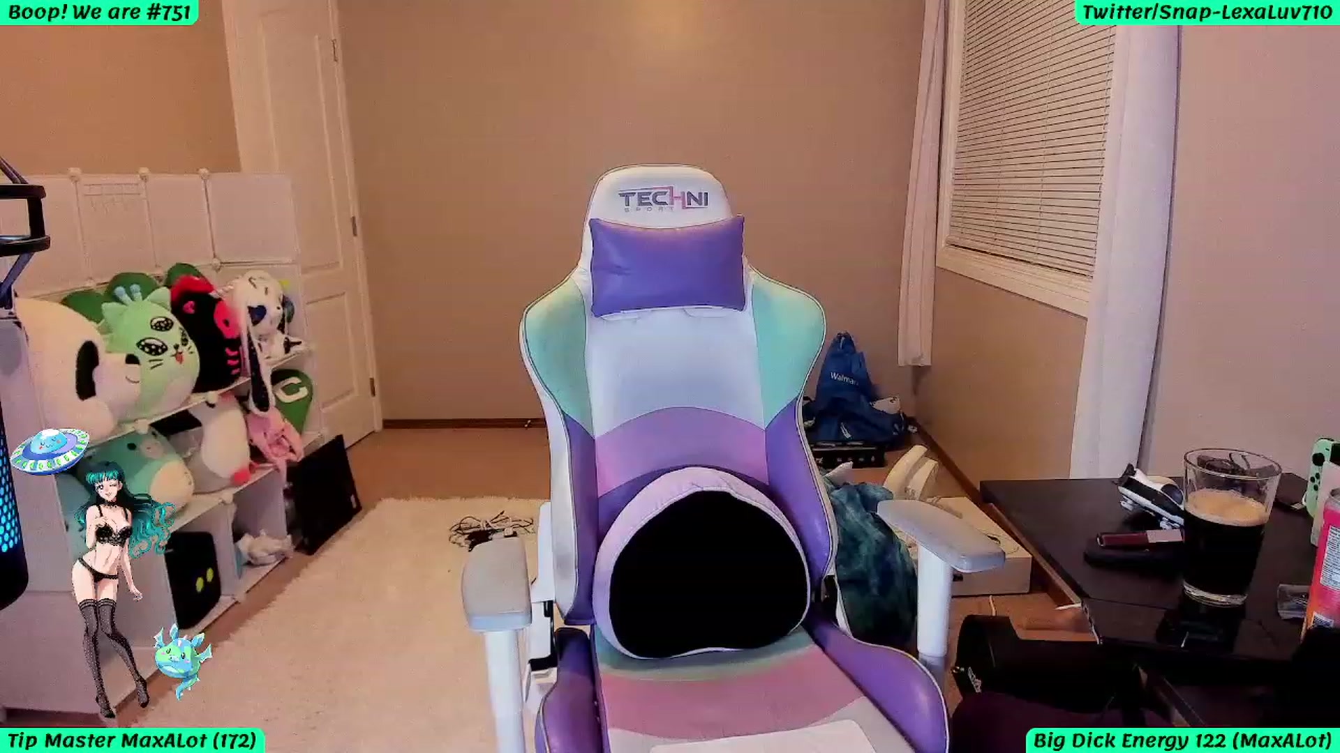 Gallery image thumbnail from LexaLuv's myfreecams stream on, 11/01/2023, 04:14 image 19 of 20