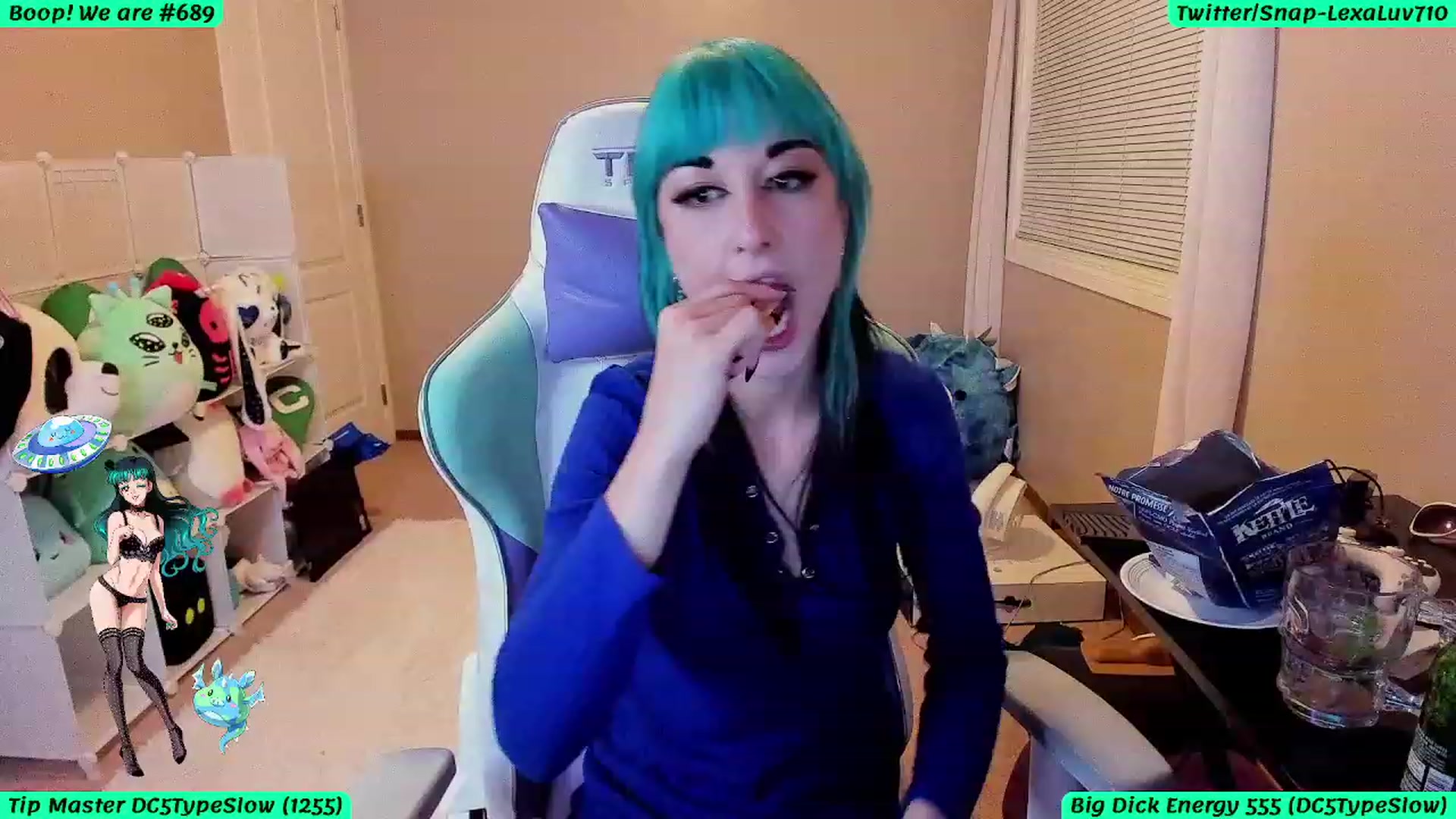 Gallery image thumbnail from LexaLuv's myfreecams stream on, 11/18/2023, 04:20 image 17 of 20