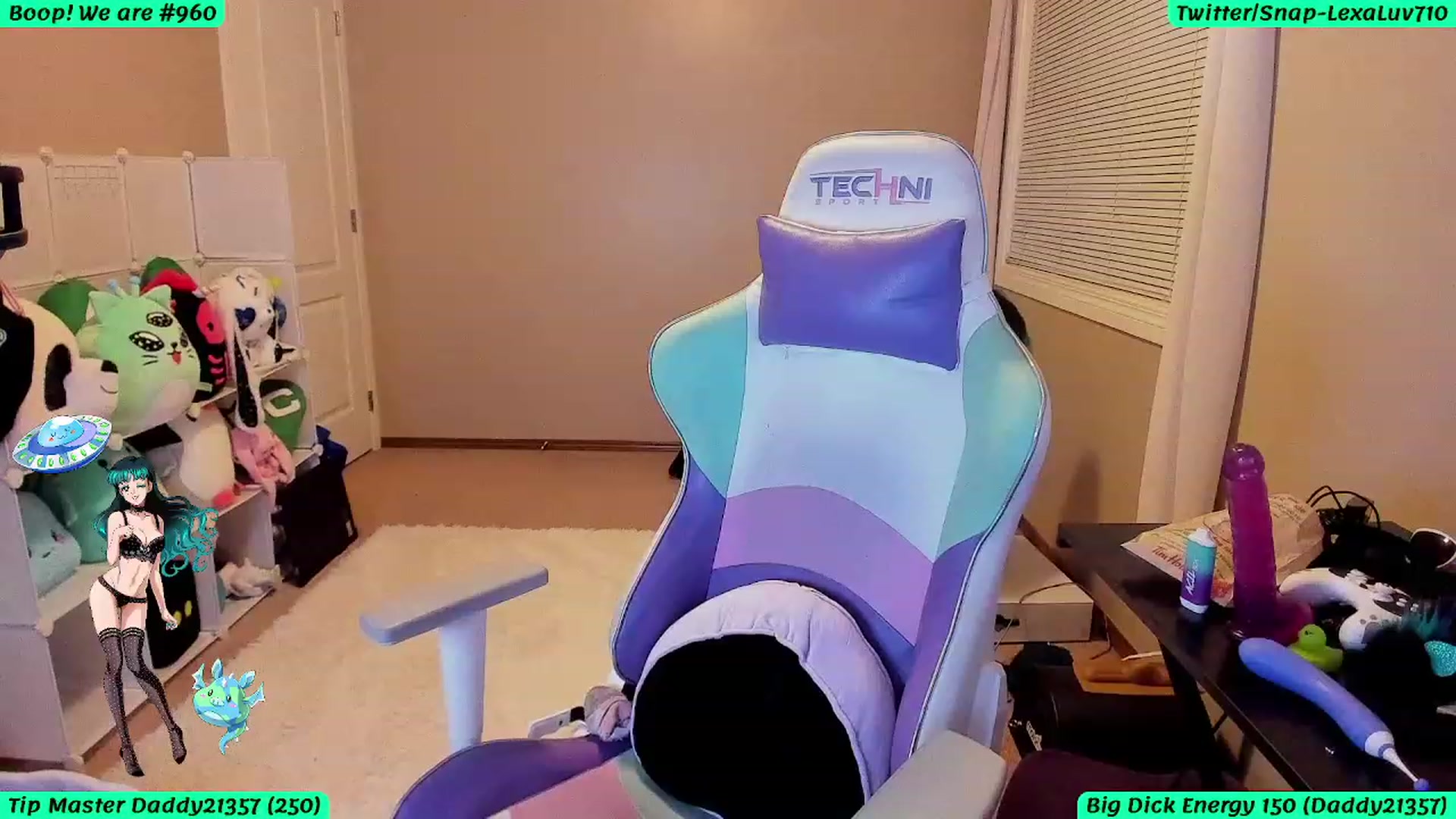 Gallery image thumbnail from LexaLuv's myfreecams stream on, 11/28/2023, 09:02 image 14 of 20