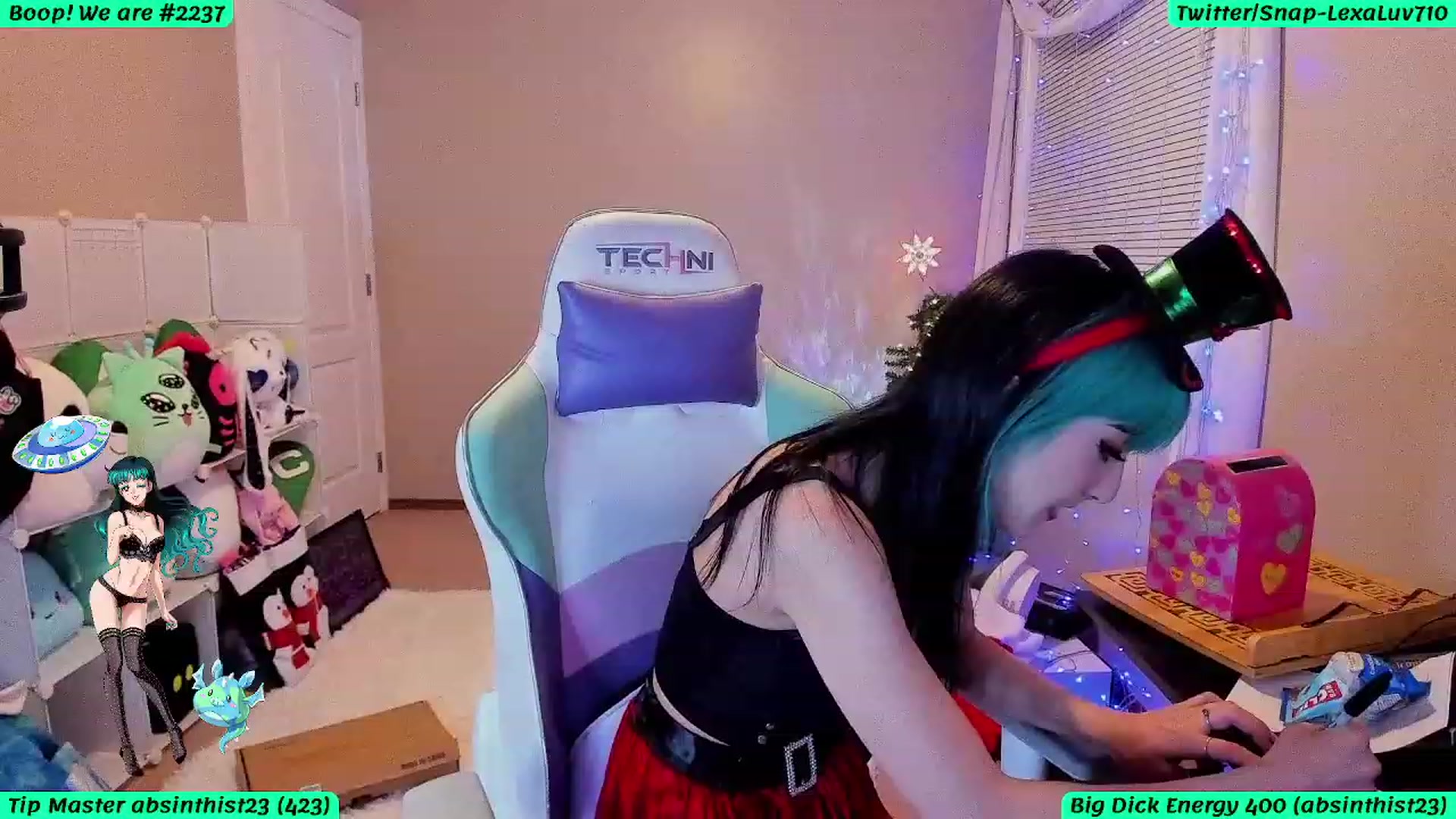Gallery image thumbnail from LexaLuv's myfreecams stream on, 12/02/2023, 06:59 image 11 of 20