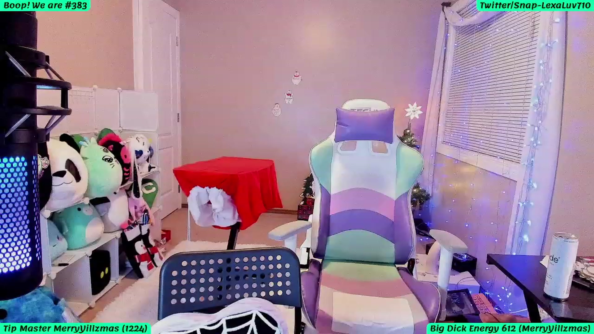 Gallery image thumbnail from LexaLuv's myfreecams stream on, 12/10/2023, 09:52 image 1 of 20