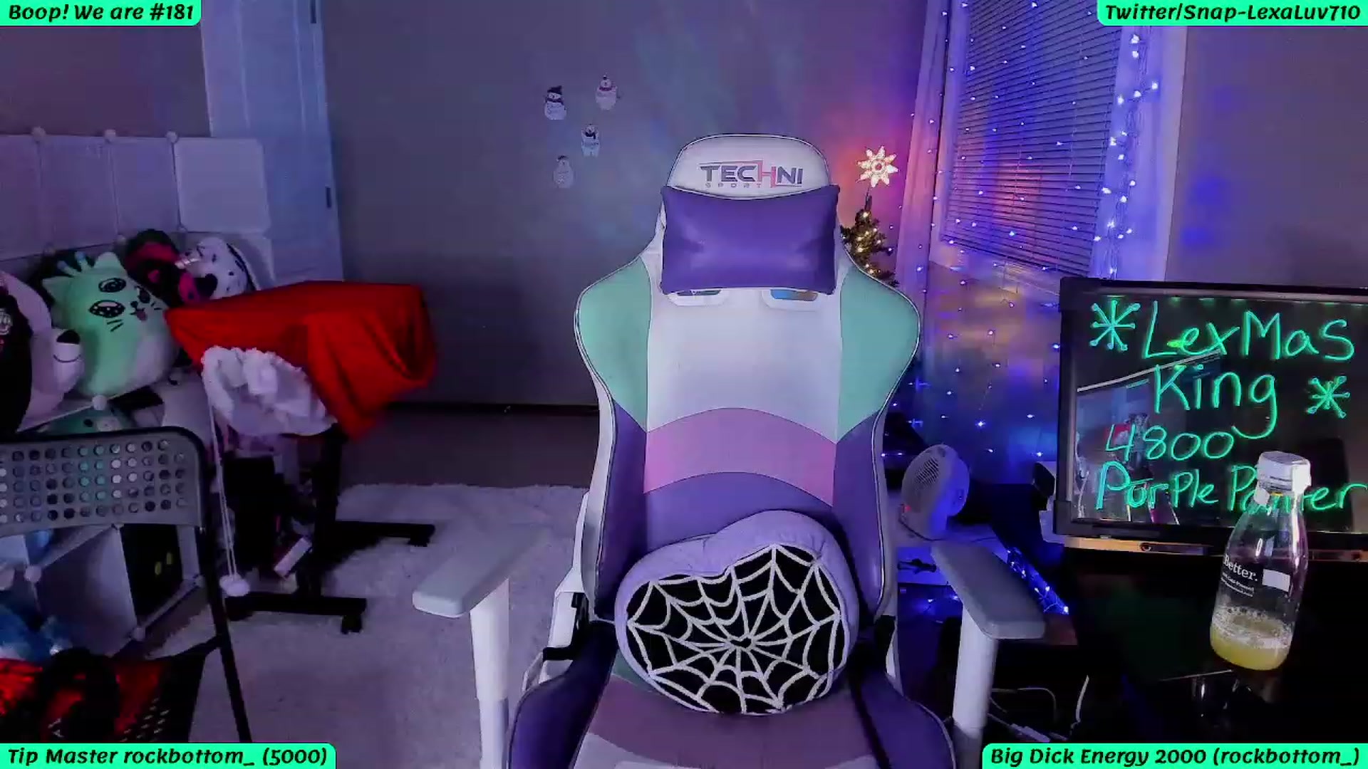 Gallery image thumbnail from LexaLuv's myfreecams stream on, 12/18/2023, 08:32 image 20 of 20