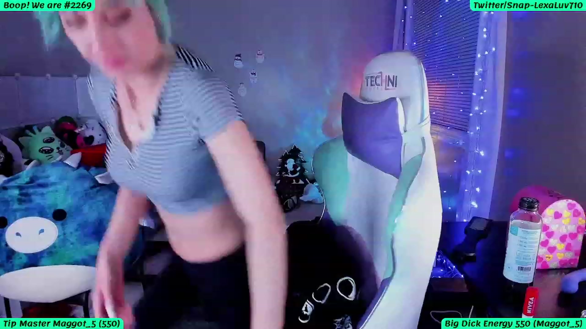 Gallery image thumbnail from LexaLuv's myfreecams stream on, 01/03/2024, 02:04 image 12 of 20