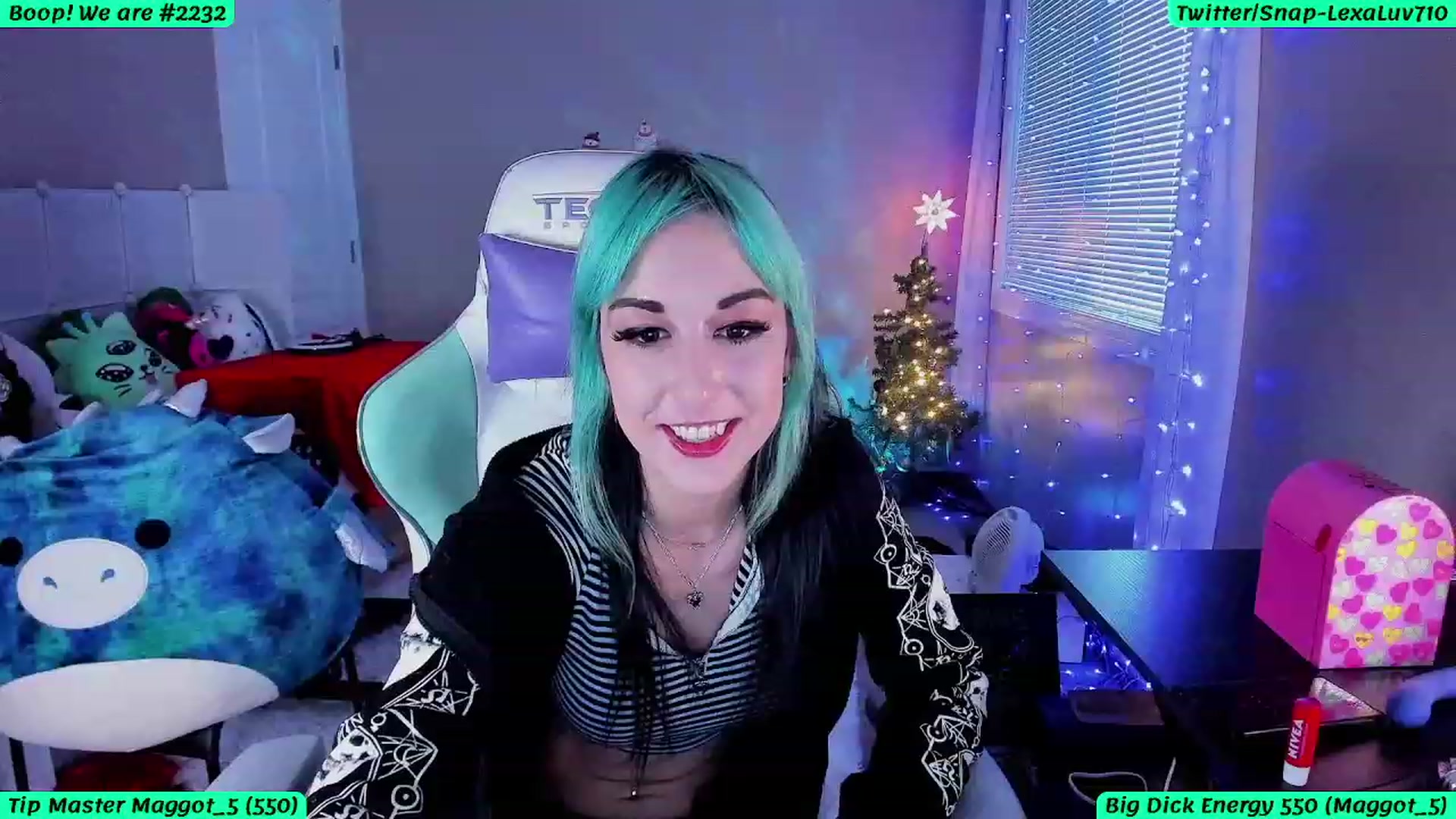 Gallery image thumbnail from LexaLuv's myfreecams stream on, 01/03/2024, 02:04 image 7 of 20