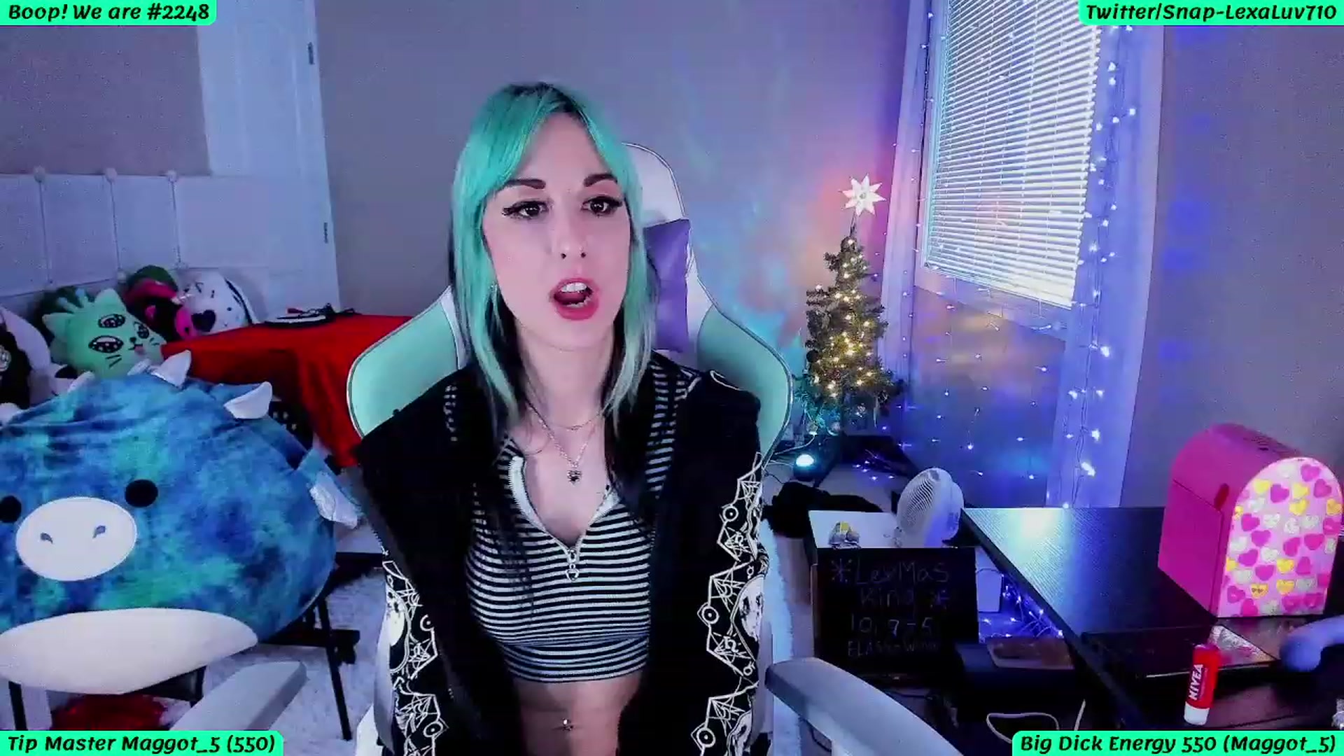 Gallery image thumbnail from LexaLuv's myfreecams stream on, 01/03/2024, 02:04 image 5 of 20