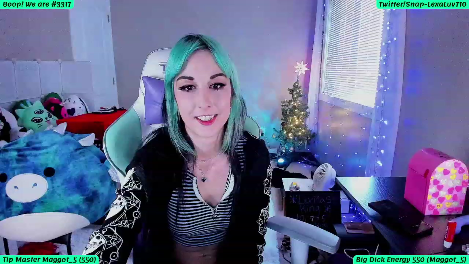 Gallery image thumbnail from LexaLuv's myfreecams stream on, 01/03/2024, 02:04 image 3 of 20