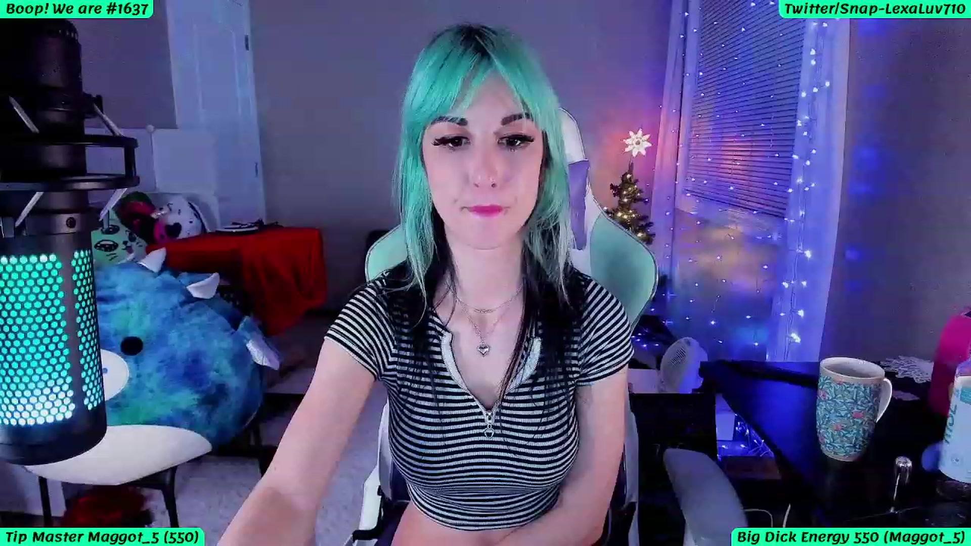 Gallery image thumbnail from LexaLuv's myfreecams stream on, 01/03/2024, 04:08 image 9 of 20