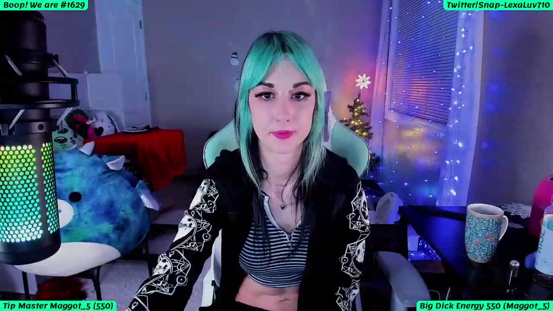 Gallery image thumbnail from LexaLuv's myfreecams stream on, 01/03/2024, 04:08 image 15 of 20
