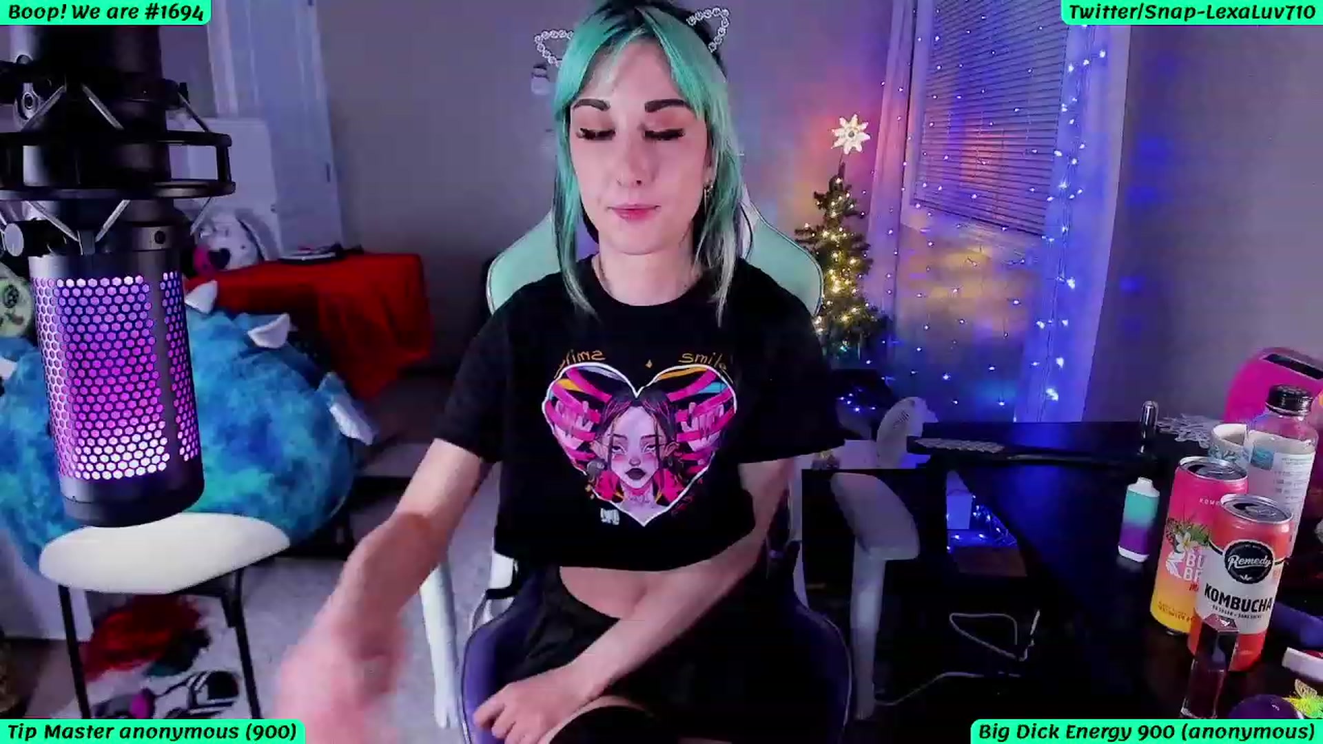Gallery image thumbnail from LexaLuv's myfreecams stream on, 01/04/2024, 05:56 image 10 of 20