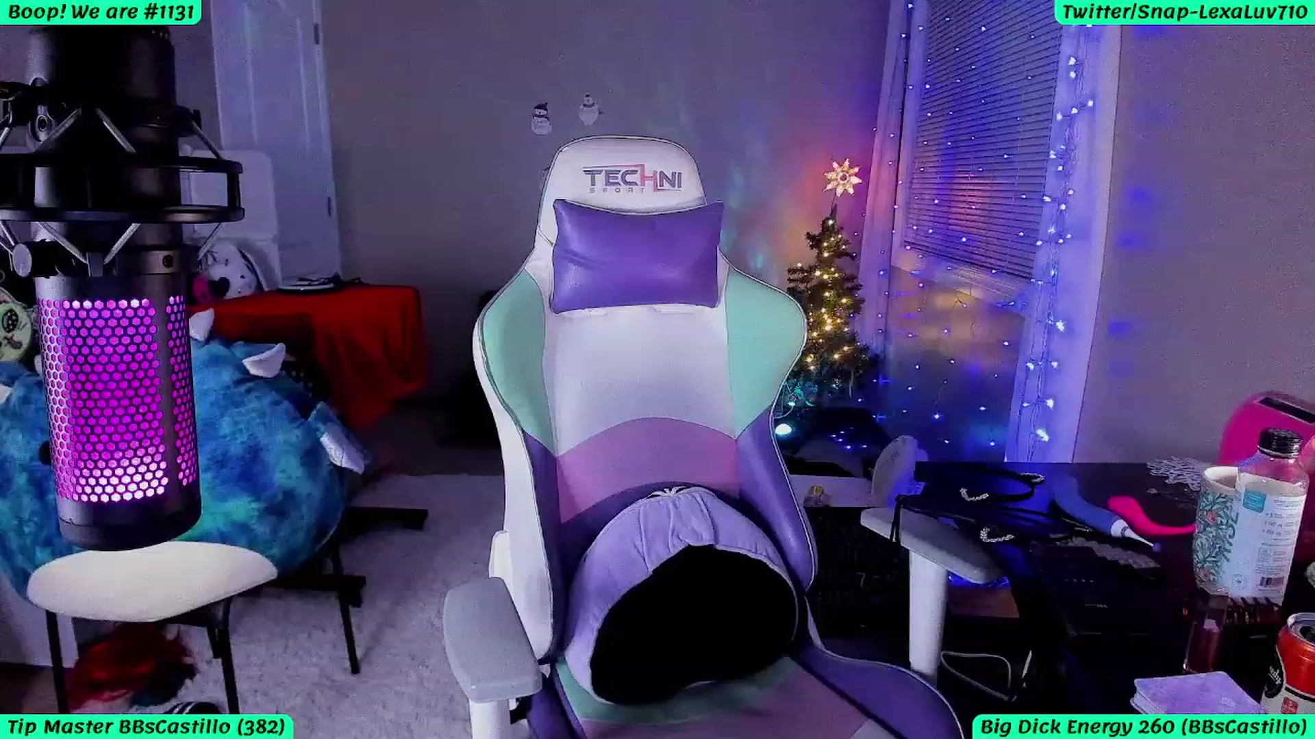 Gallery image thumbnail from LexaLuv's myfreecams stream on, 01/06/2024, 04:28 image 16 of 20