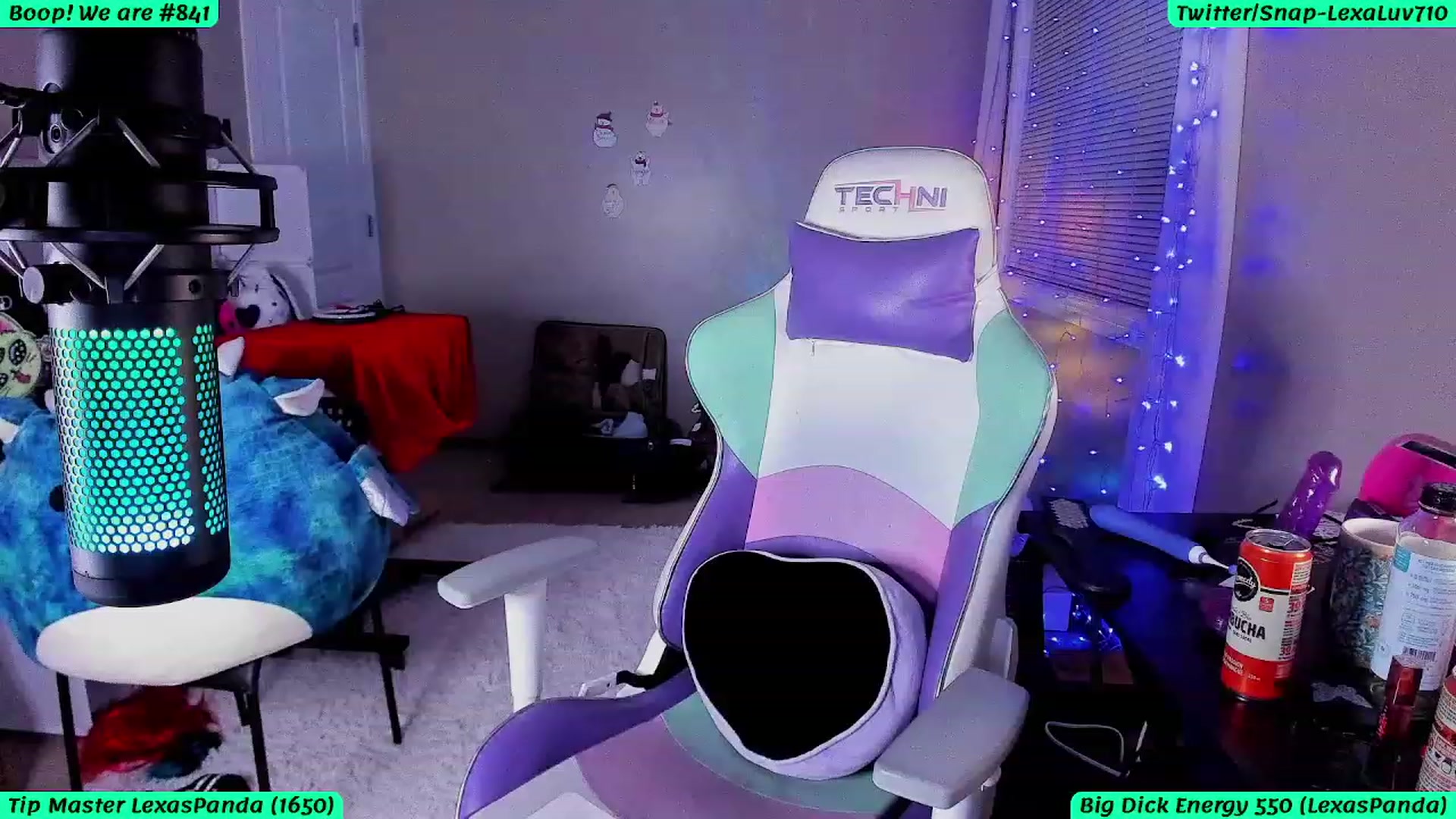 Gallery image thumbnail from LexaLuv's myfreecams stream on, 01/07/2024, 08:18 image 16 of 20