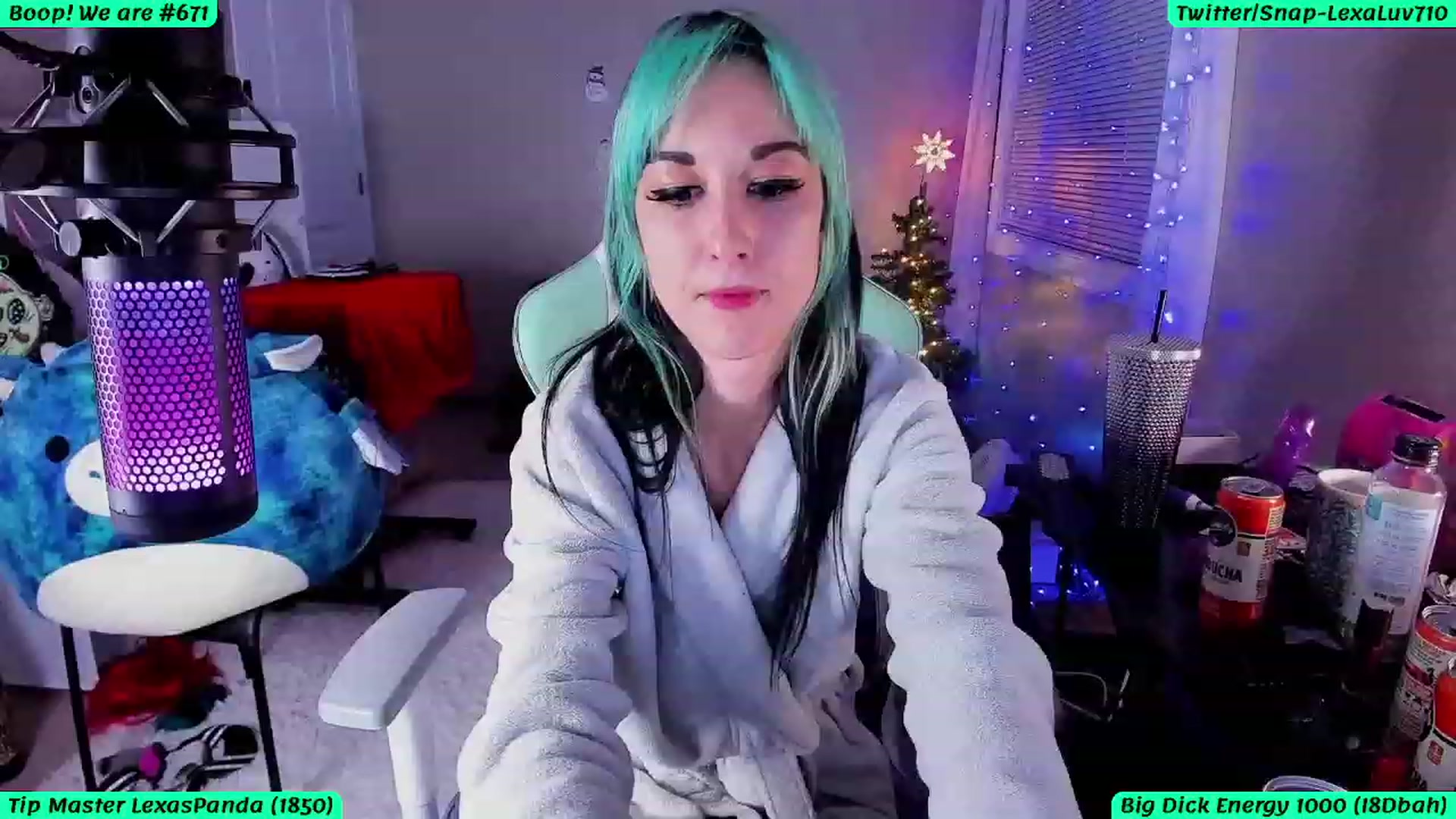 Gallery image thumbnail from LexaLuv's myfreecams stream on, 01/07/2024, 11:17 image 3 of 20