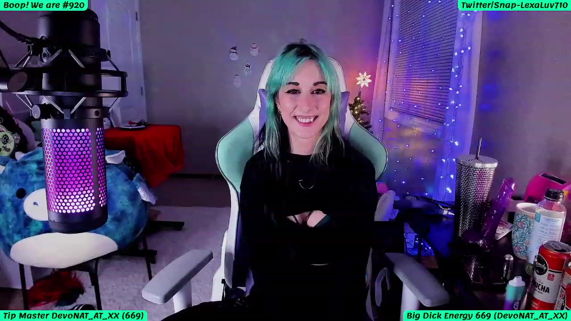 Gallery image thumbnail from LexaLuv's myfreecams stream on, 01/10/2024, 05:43 image 16 of 20