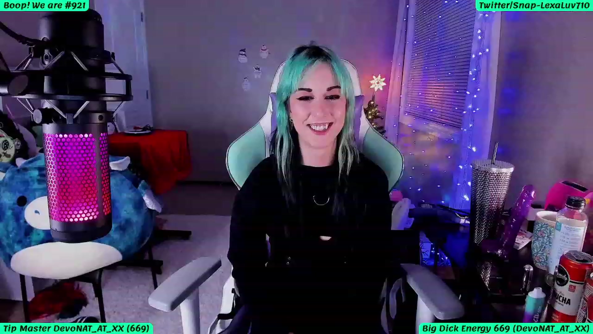 Gallery image thumbnail from LexaLuv's myfreecams stream on, 01/10/2024, 05:43 image 17 of 20