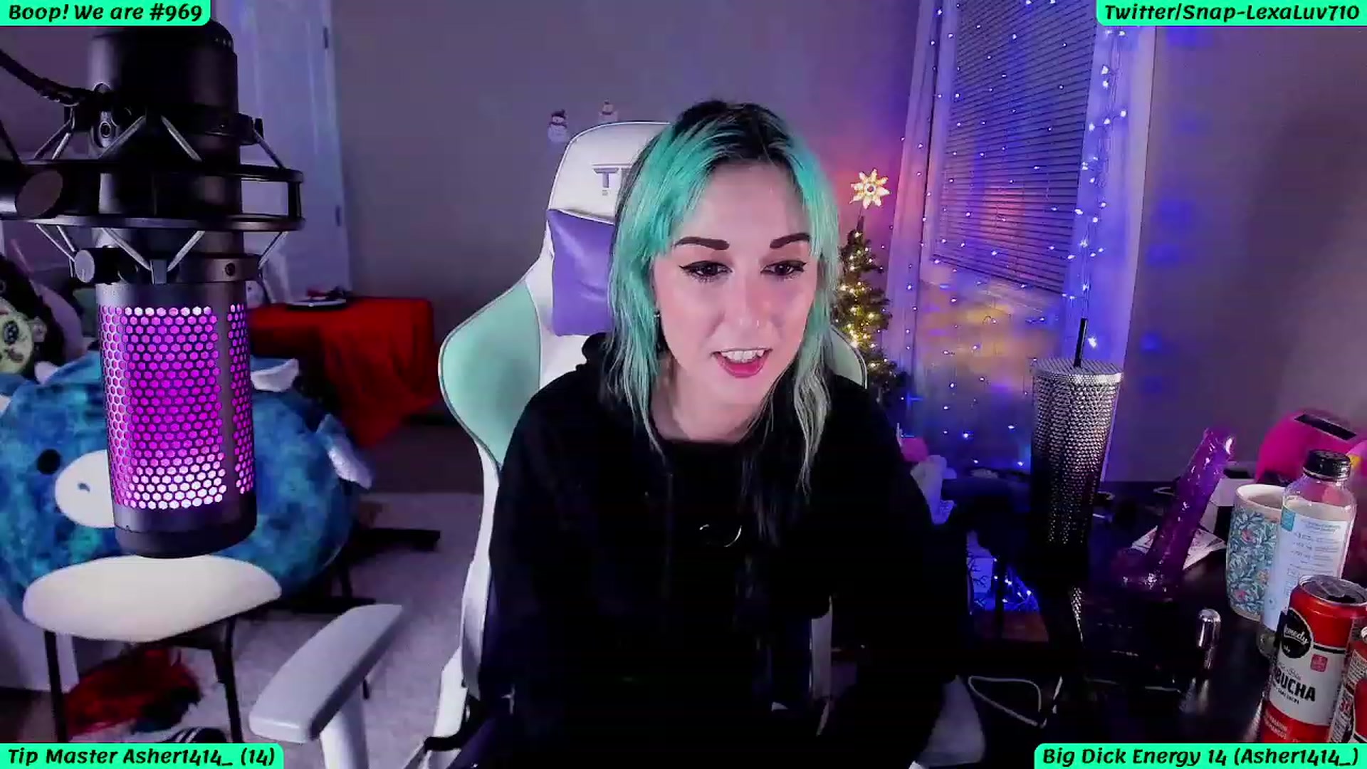 Gallery image thumbnail from LexaLuv's myfreecams stream on, 01/10/2024, 05:43 image 5 of 20