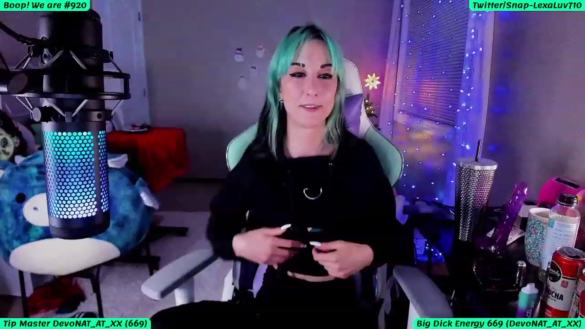 Gallery image thumbnail from LexaLuv's myfreecams stream on, 01/10/2024, 05:43 image 15 of 20