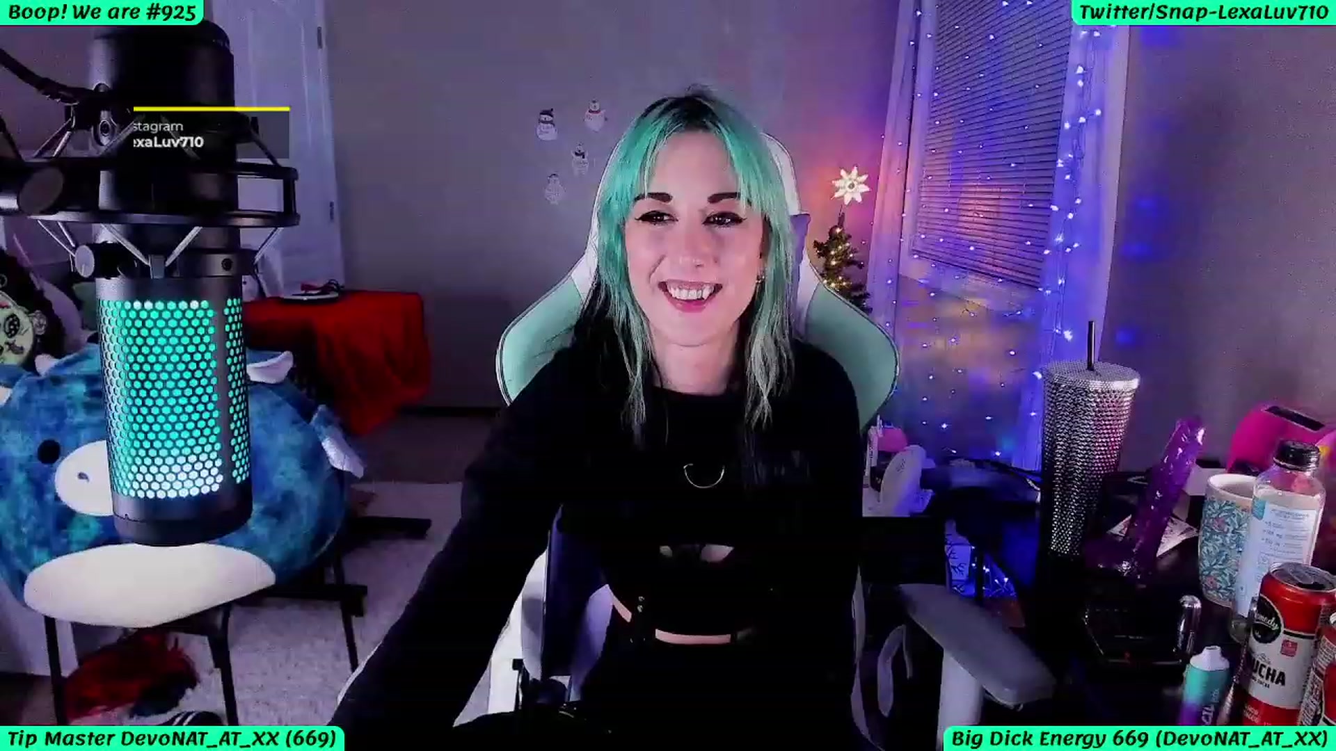 Gallery image thumbnail from LexaLuv's myfreecams stream on, 01/10/2024, 05:43 image 14 of 20
