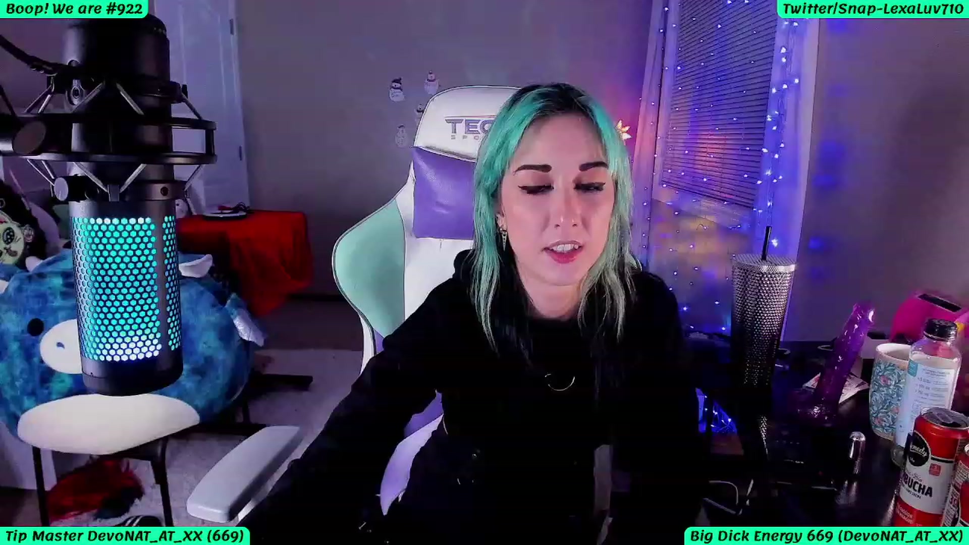Gallery image thumbnail from LexaLuv's myfreecams stream on, 01/10/2024, 05:43 image 9 of 20