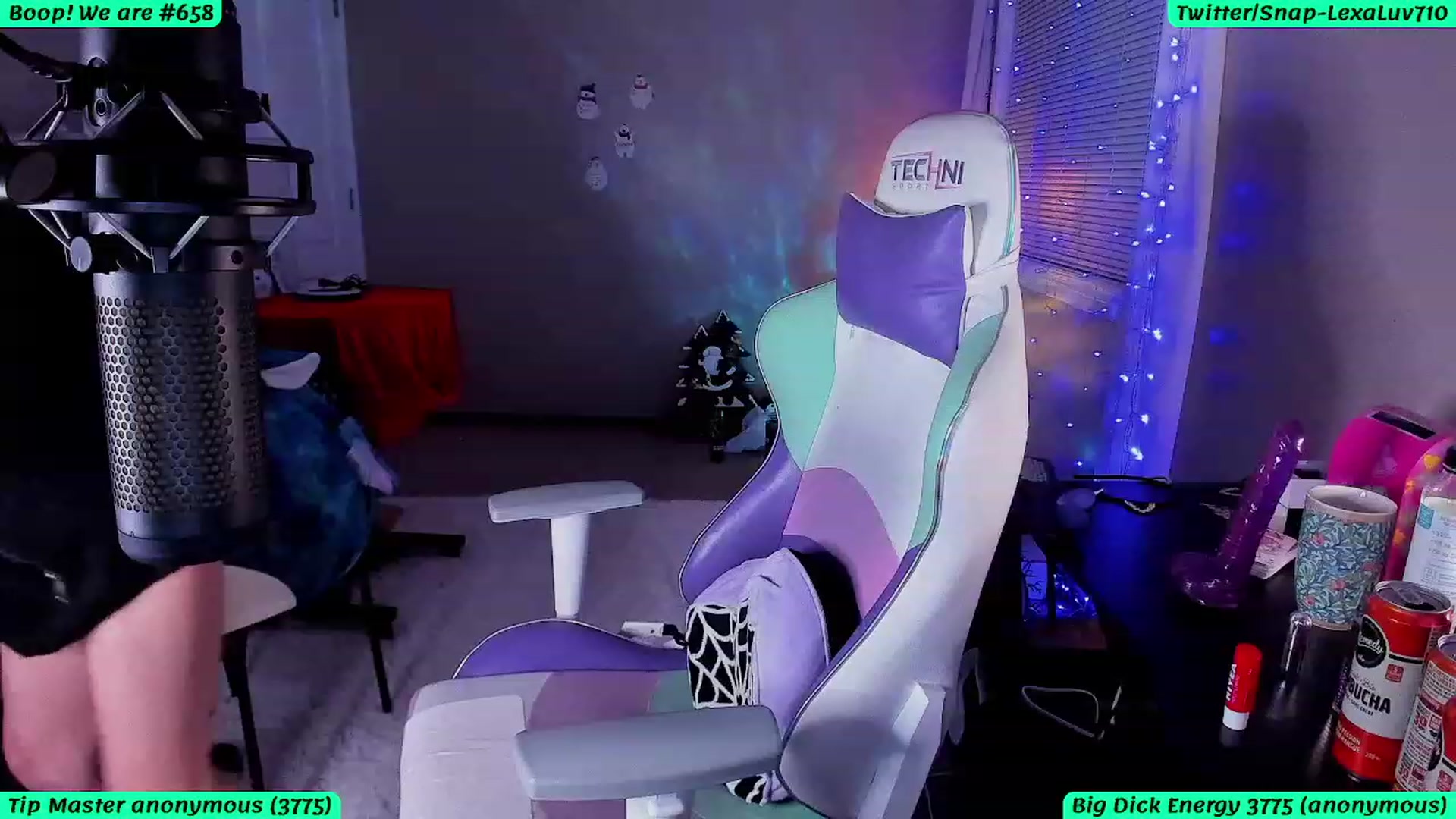 Gallery image thumbnail from LexaLuv's myfreecams stream on, 01/11/2024, 05:59 image 5 of 20