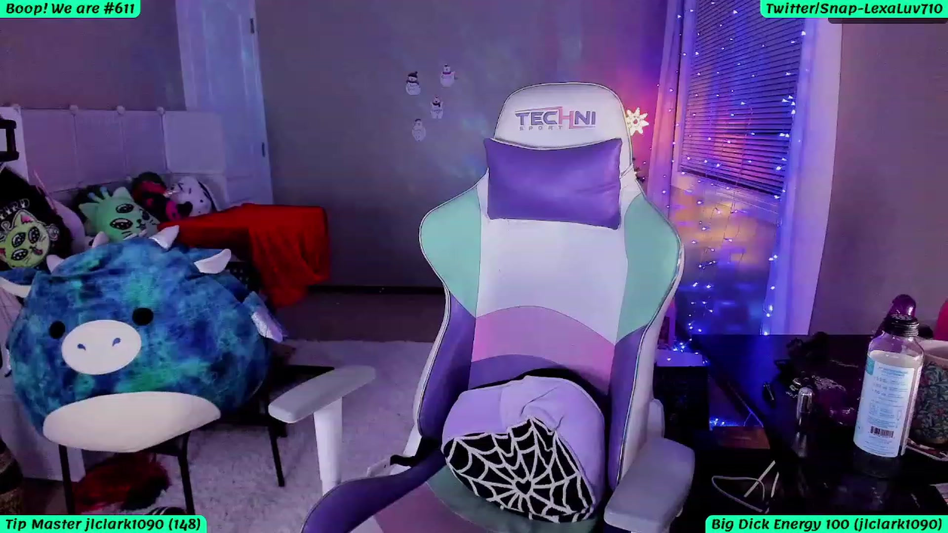 Gallery image thumbnail from LexaLuv's myfreecams stream on, 01/15/2024, 06:20 image 16 of 20