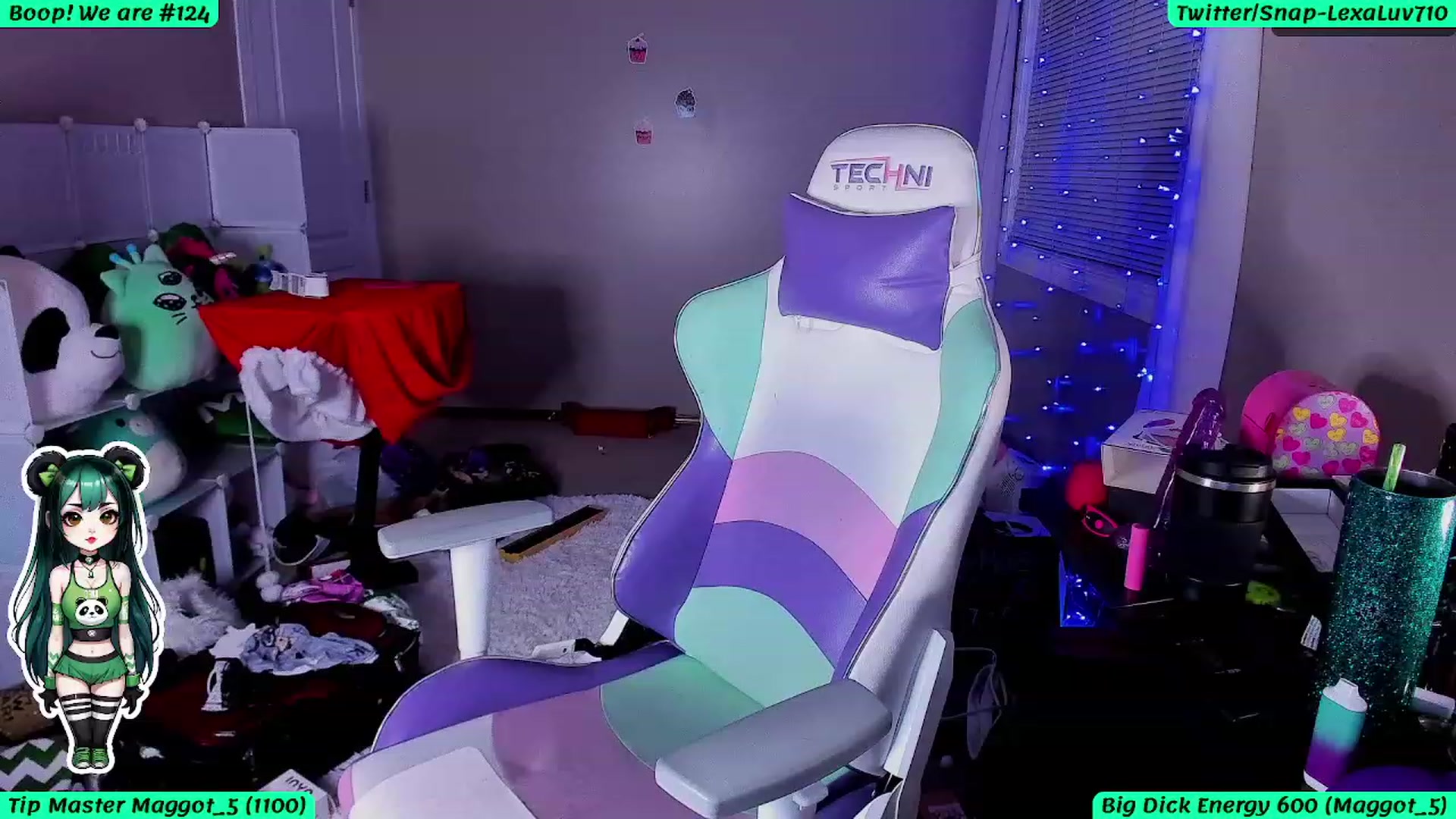 Gallery image thumbnail from LexaLuv's myfreecams stream on, 03/09/2024, 07:47 image 11 of 20