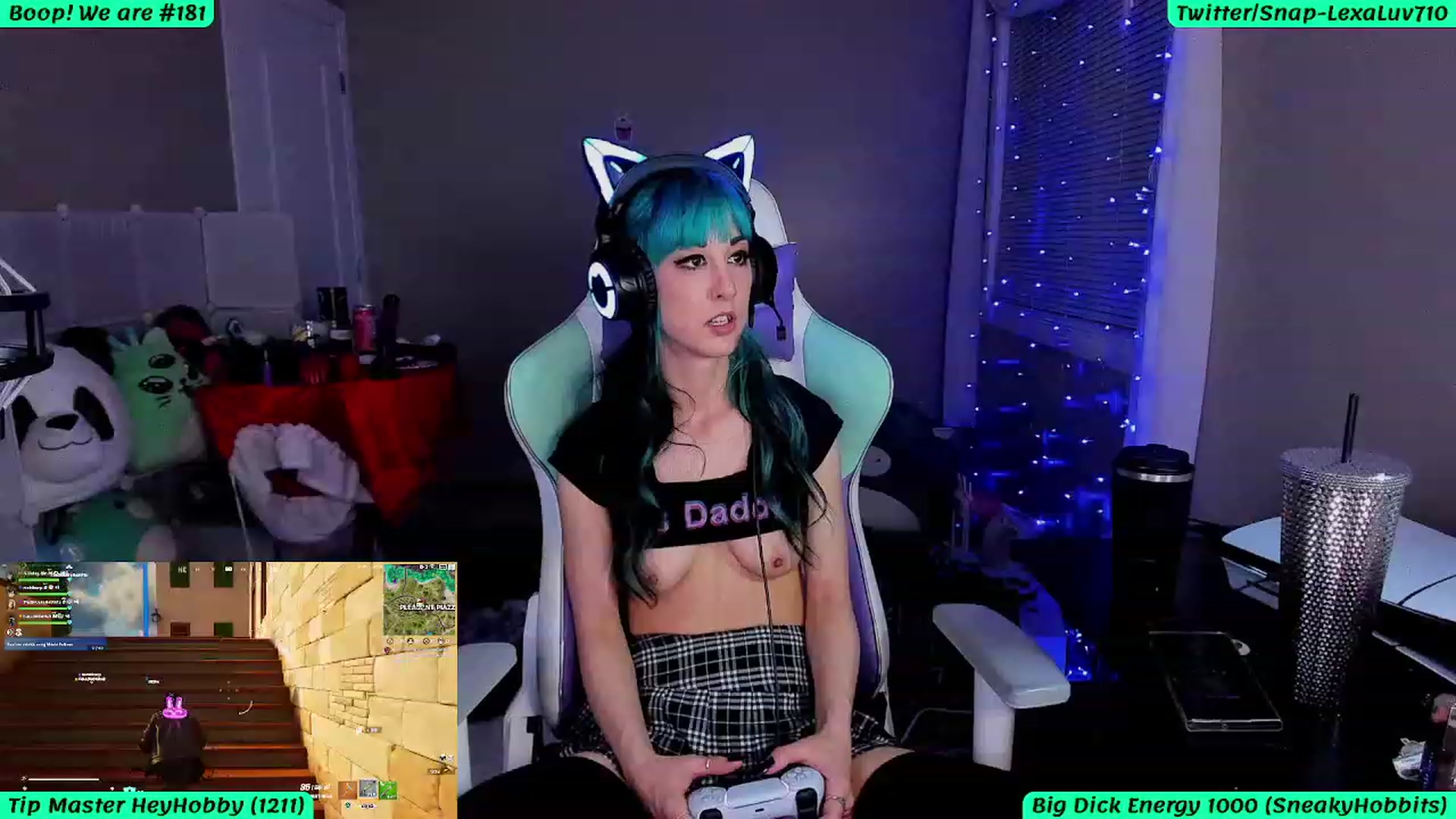 Gallery image thumbnail from LexaLuv's myfreecams stream on, 03/13/2024, 10:19 image 9 of 20