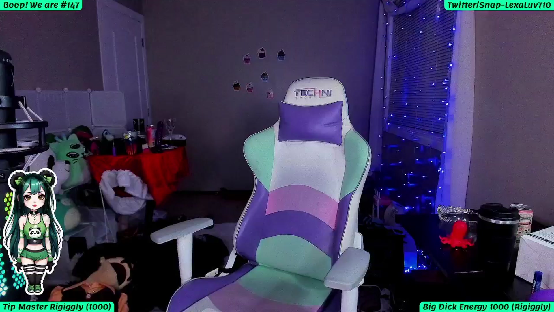 Gallery image thumbnail from LexaLuv's myfreecams stream on, 03/19/2024, 04:46 image 13 of 20