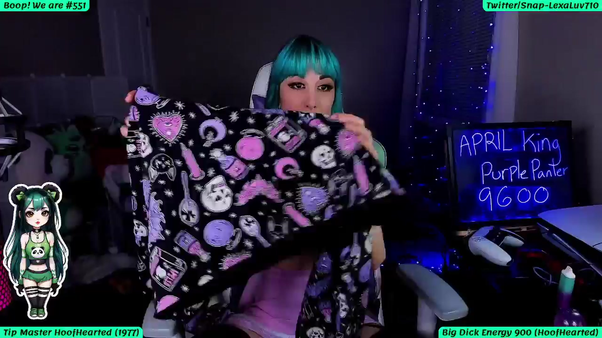 Gallery image thumbnail from LexaLuv's myfreecams stream on, 04/15/2024, 06:24 image 15 of 20