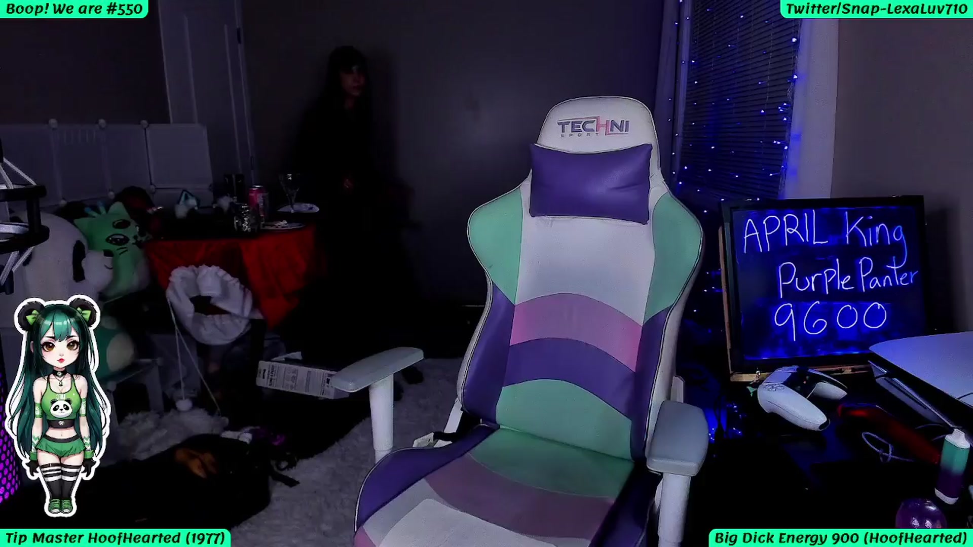 Gallery image thumbnail from LexaLuv's myfreecams stream on, 04/15/2024, 06:24 image 14 of 20