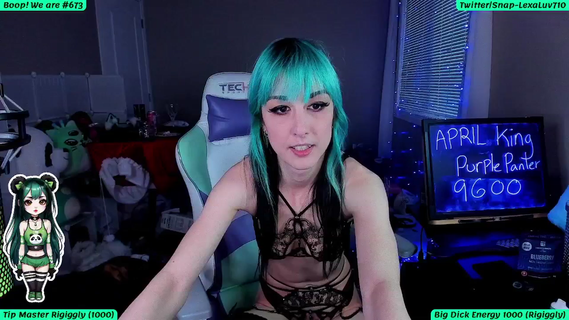 Gallery image thumbnail from LexaLuv's myfreecams stream on, 04/20/2024, 03:40 image 6 of 20