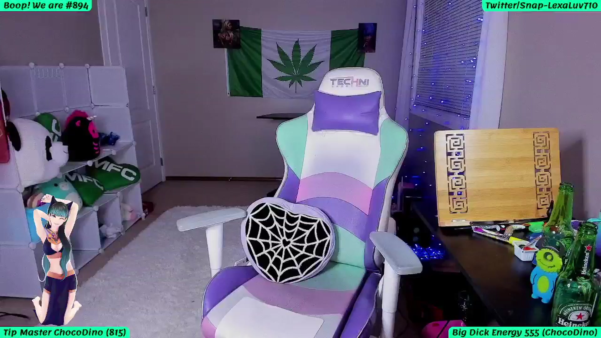 Gallery image thumbnail from LexaLuv's myfreecams stream on, 05/20/2024, 06:23 image 6 of 20