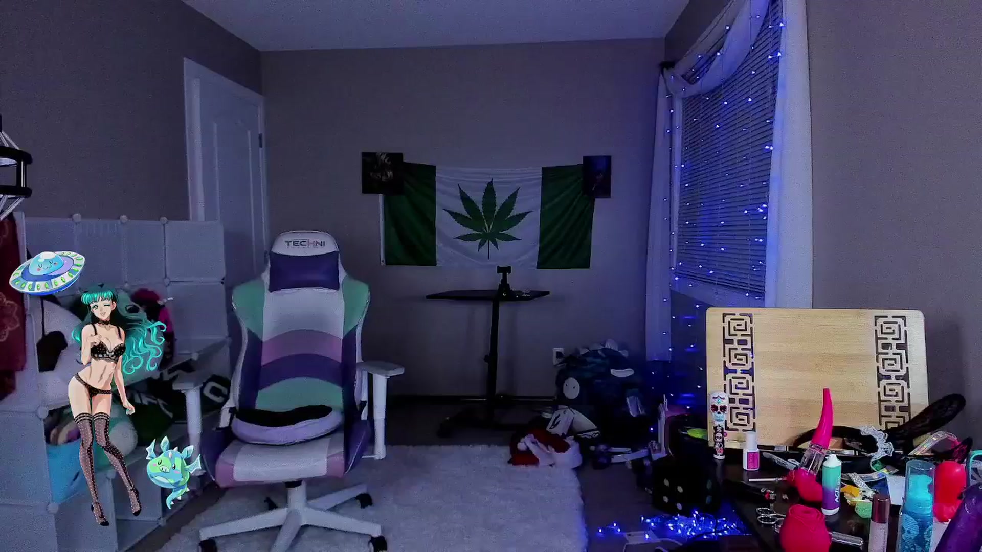 Gallery image thumbnail from LexaLuv's myfreecams stream on, 06/18/2024, 07:05 image 4 of 20