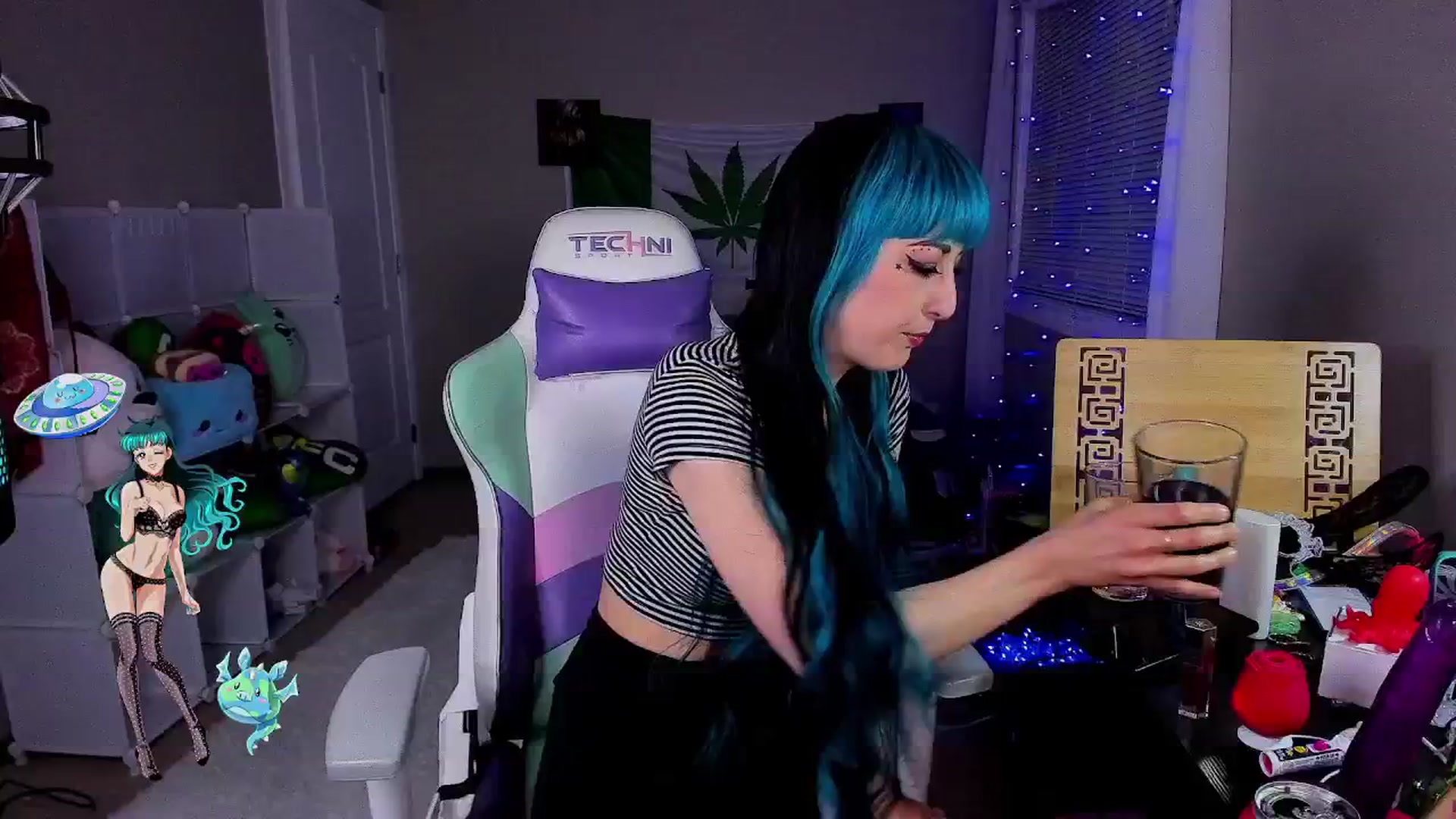 Gallery image thumbnail from LexaLuv's myfreecams stream on, 06/20/2024, 05:22 image 8 of 20