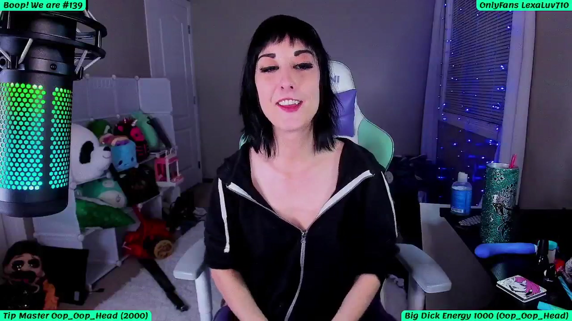 Gallery image thumbnail from LexaLuv's myfreecams stream on, 12/02/2024, 09:55 image 10 of 20