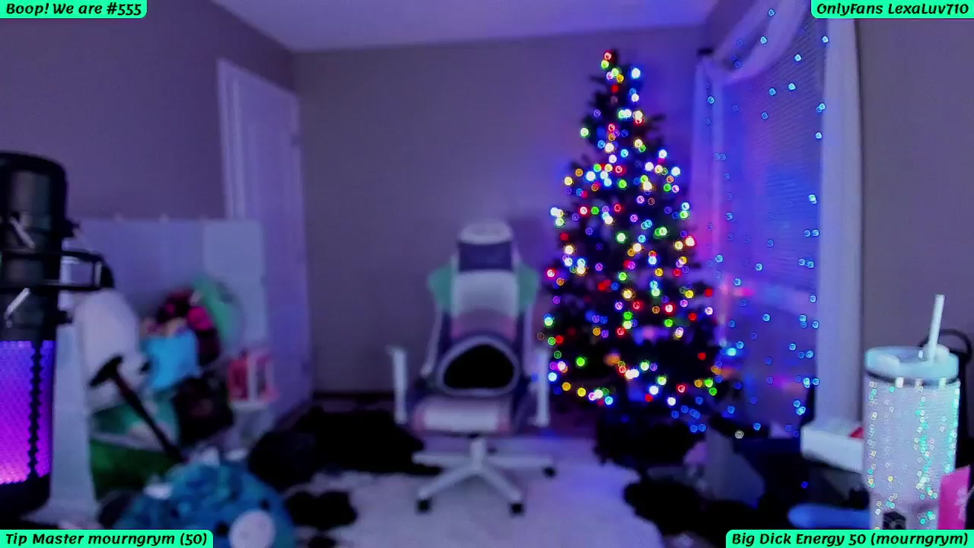 Gallery image thumbnail from LexaLuv's myfreecams stream on, 12/24/2024, 08:13 image 1 of 20