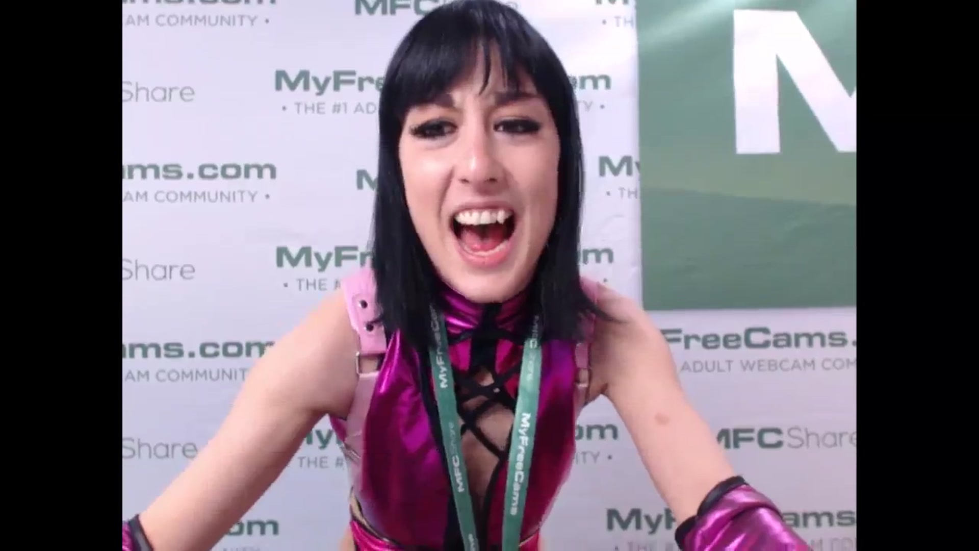 Gallery image thumbnail from LexaLuv's myfreecams stream on, 01/23/2025, 02:19 image 16 of 20