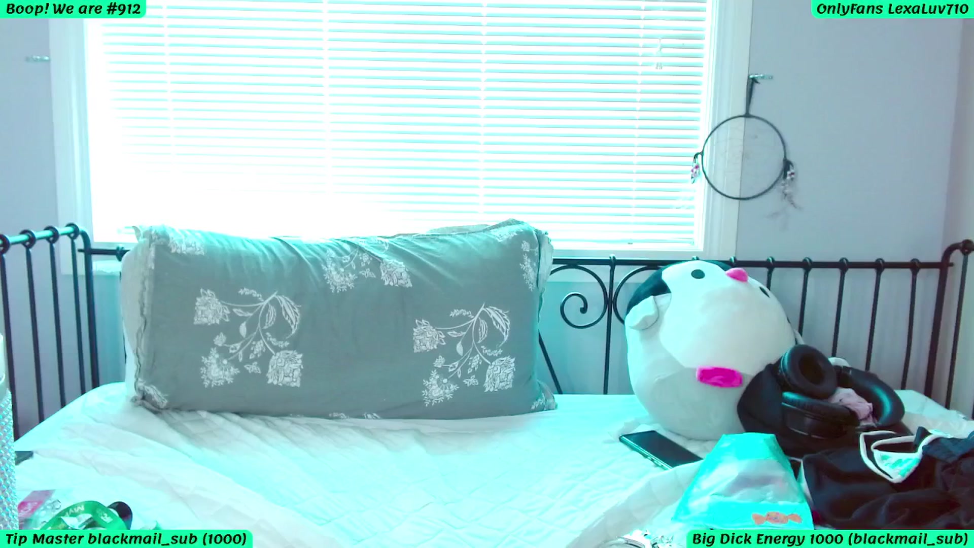 Gallery image thumbnail from LexaLuv's myfreecams stream on, 02/24/2025, 22:06 image 18 of 20
